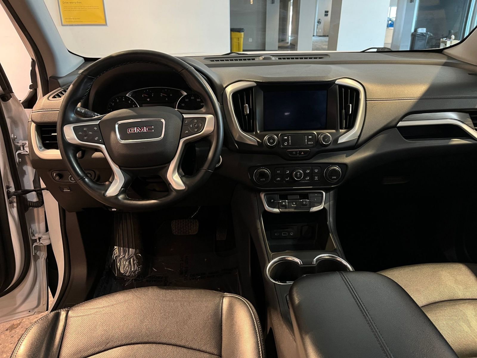 Thumbnail: 2023 GMC Terrain - 35