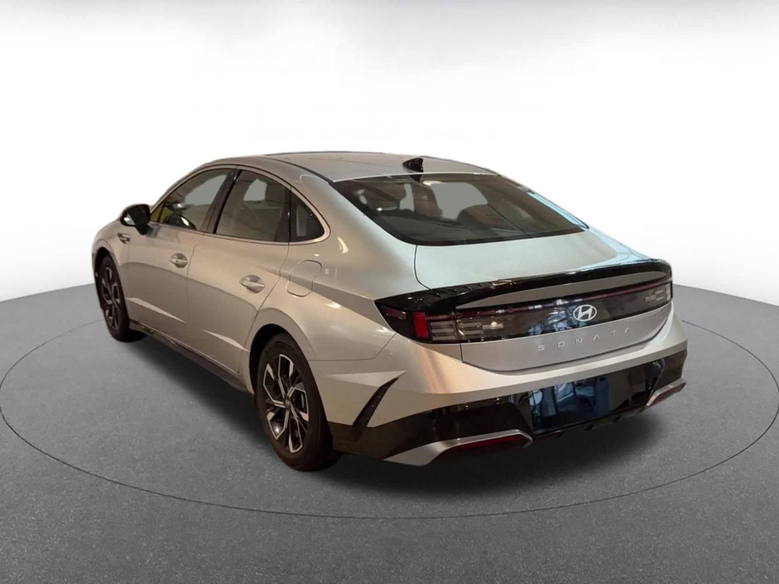 Thumbnail: 2025 Hyundai Sonata - 11