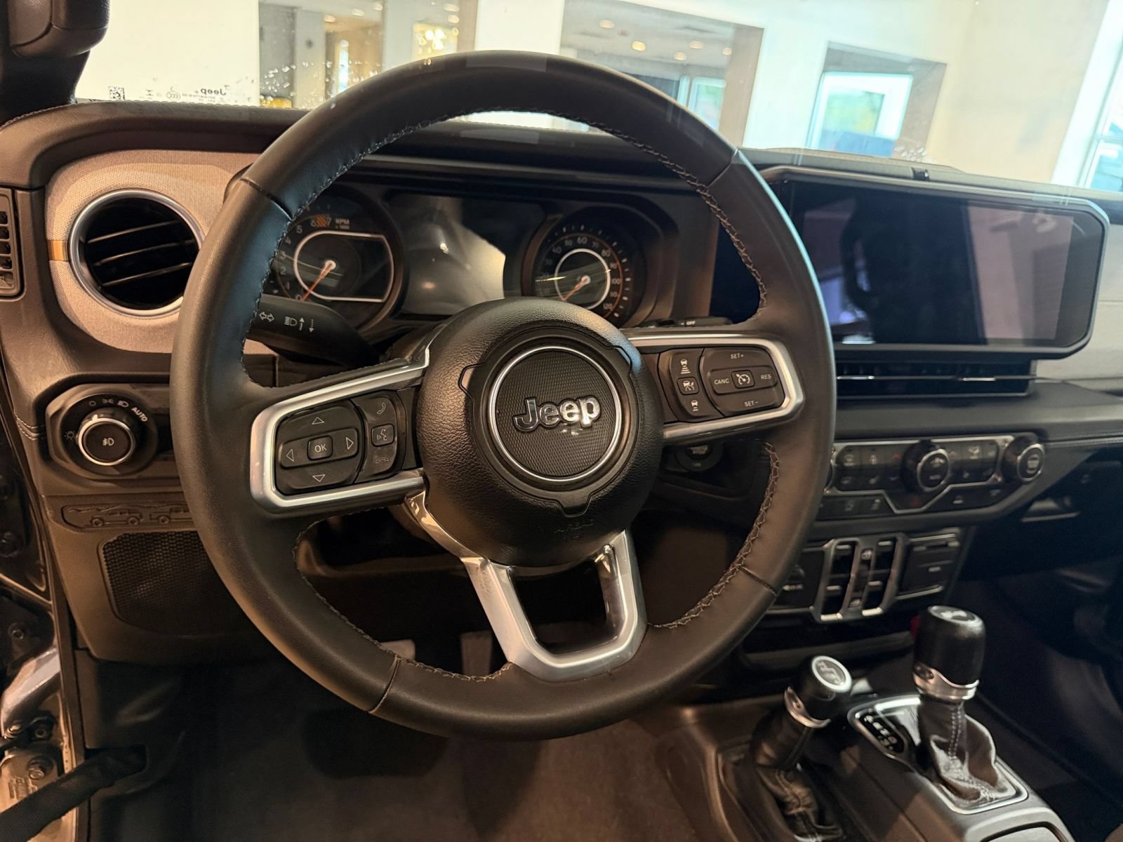 Thumbnail: 2025 Jeep Wrangler - 23