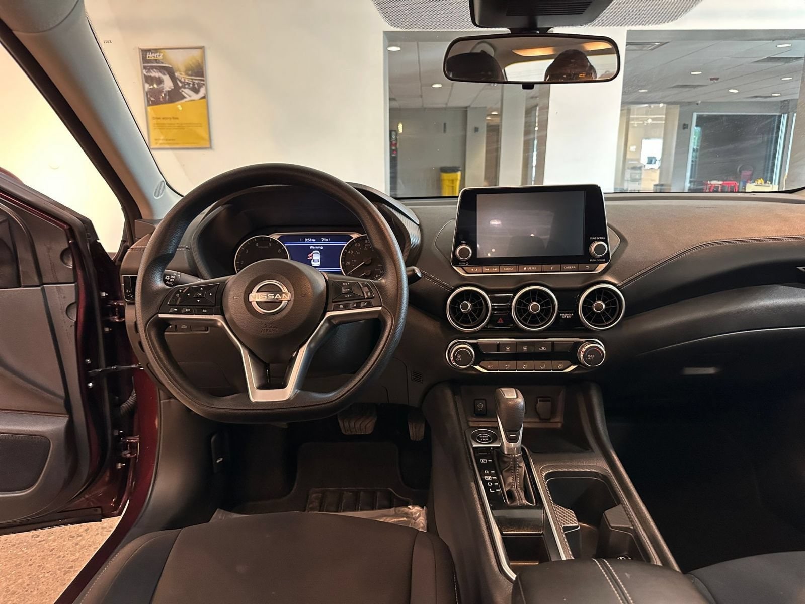 Thumbnail: 2025 Nissan Sentra - 33