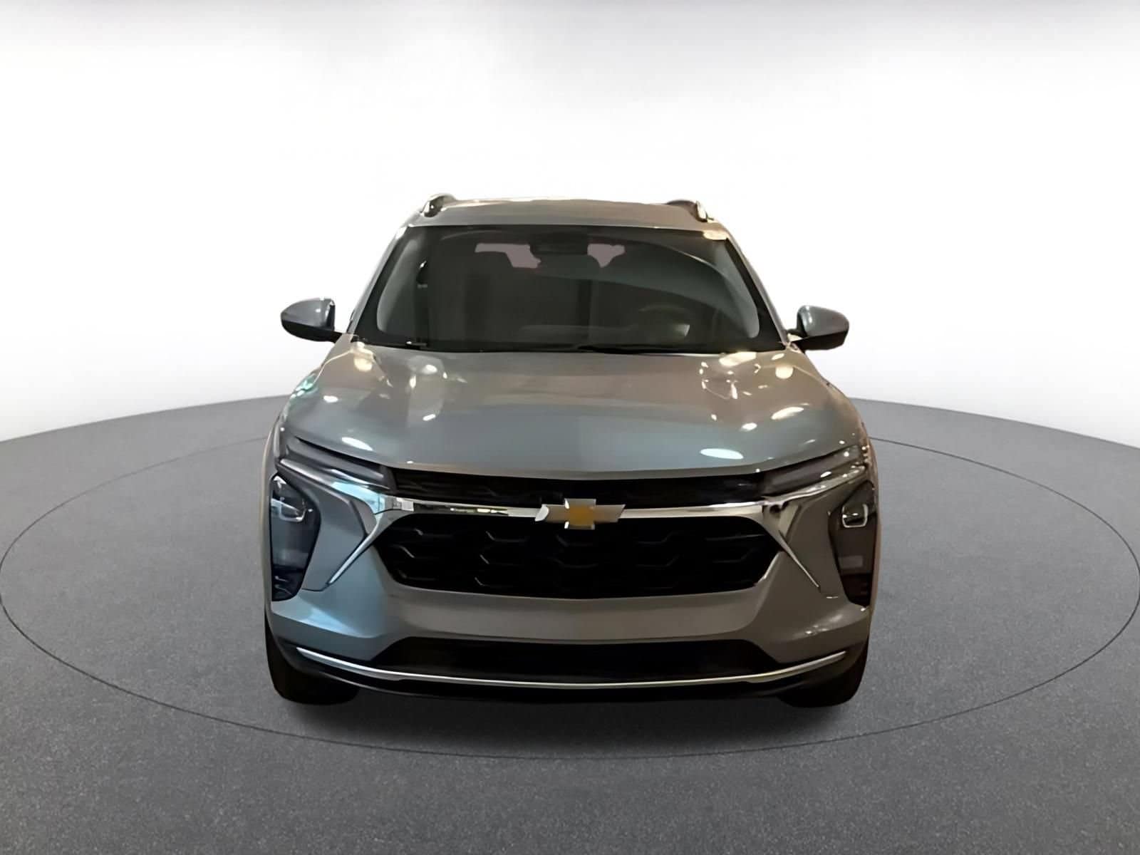 Thumbnail: 2025 Chevrolet Trax - 4