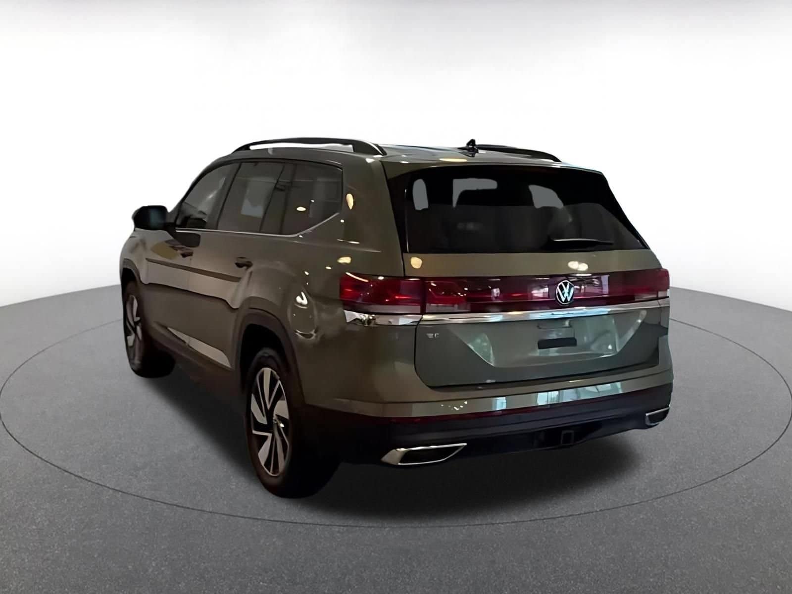 Thumbnail: 2026 Volkswagen Atlas - 11