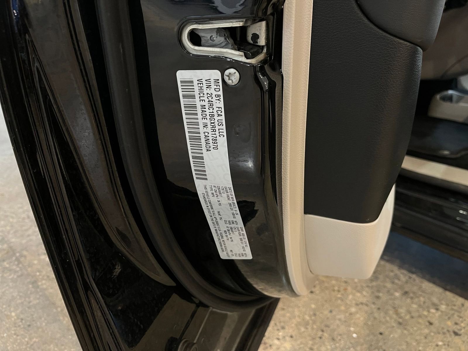 Thumbnail: 2024 Chrysler Pacifica - 31