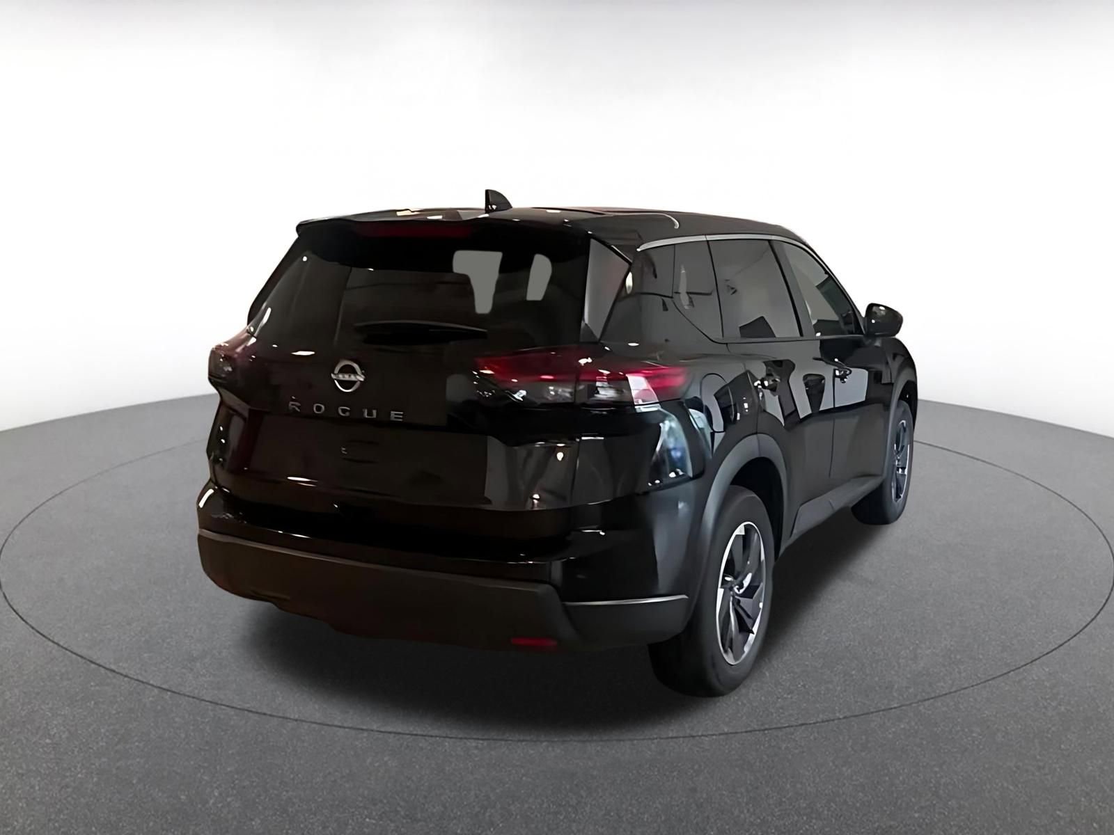 Thumbnail: 2025 Nissan Rogue - 14