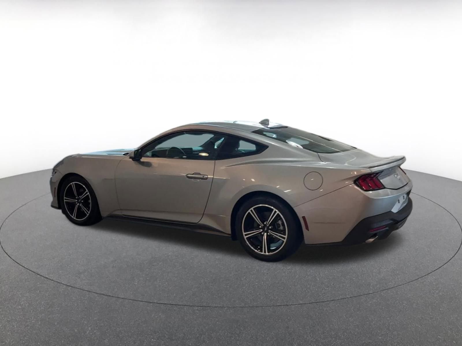 2024 Ford Mustang  10