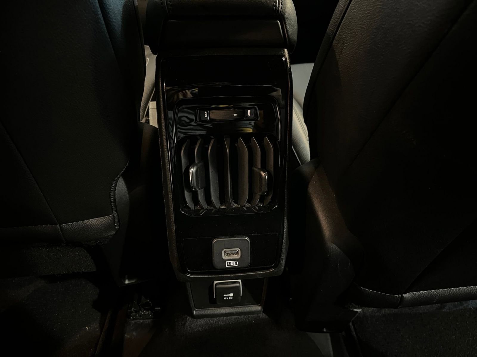 Thumbnail: 2025 Jeep Compass - 23