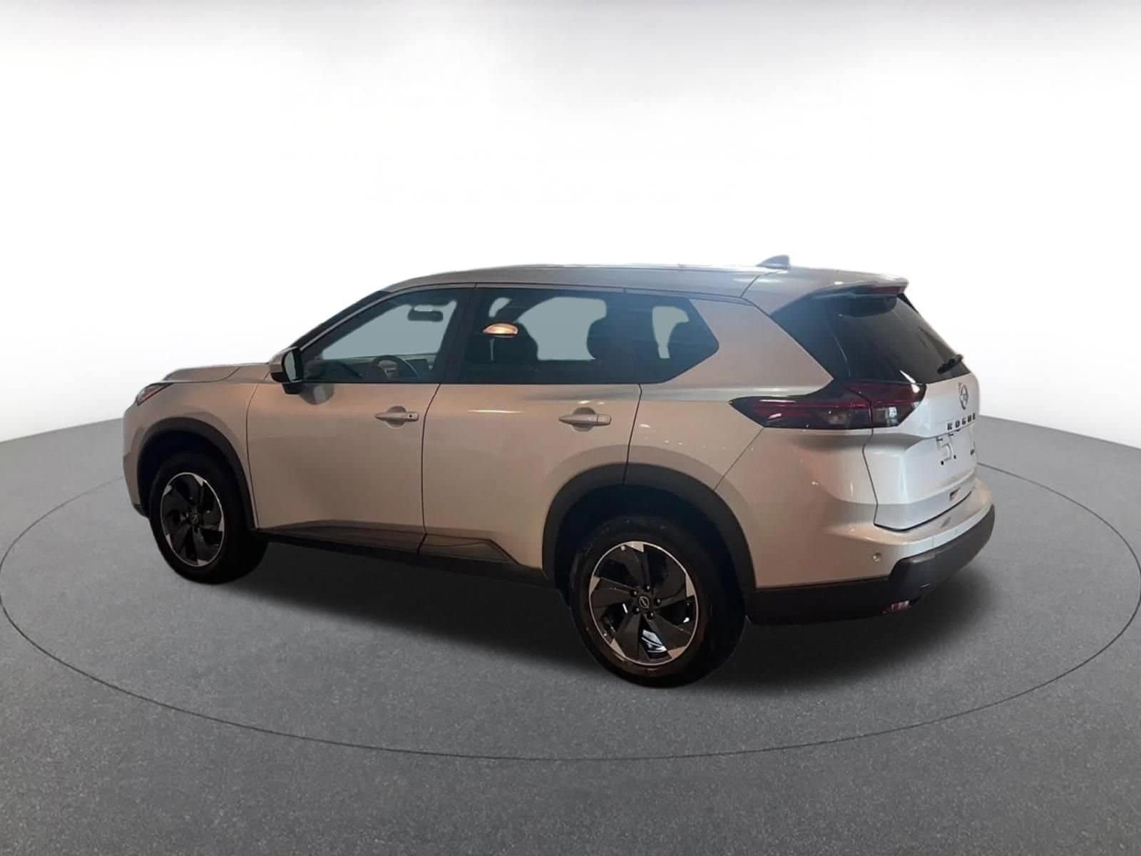Thumbnail: 2025 Nissan Rogue - 10