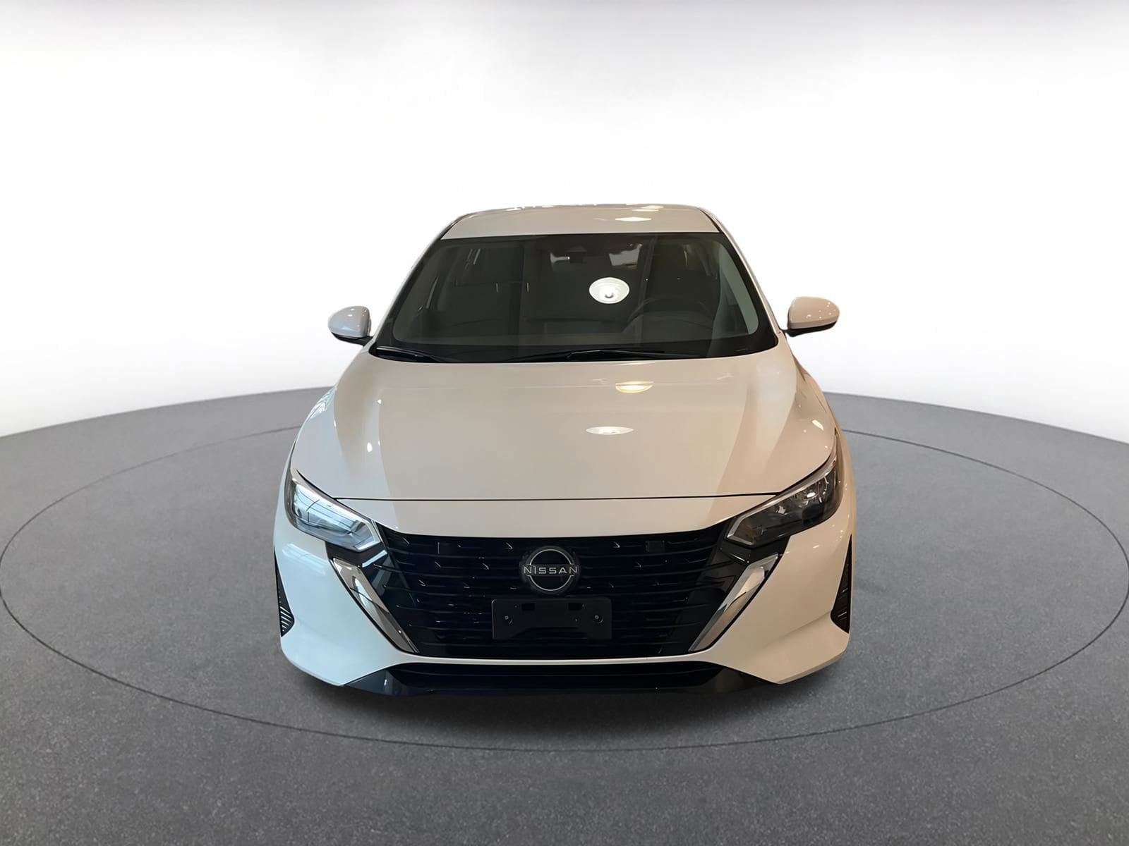 Thumbnail: 2024 Nissan Sentra - 4