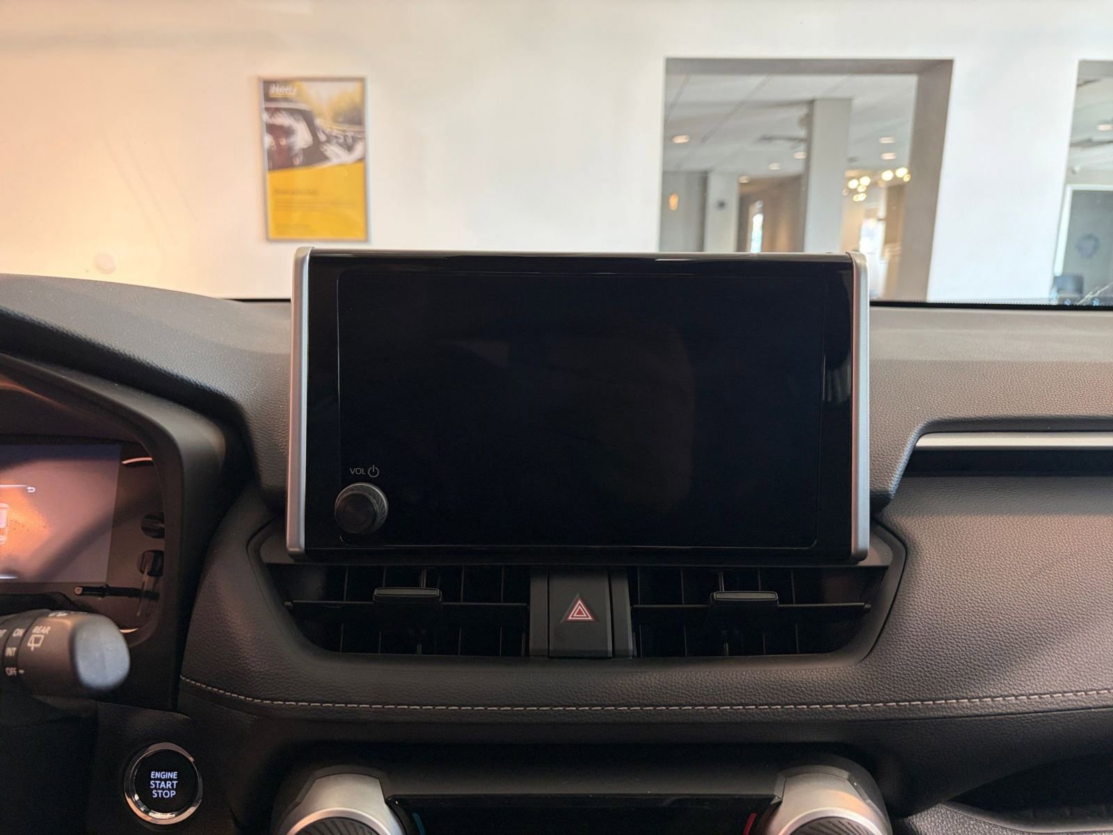 Thumbnail: 2025 Toyota RAV4 - 18