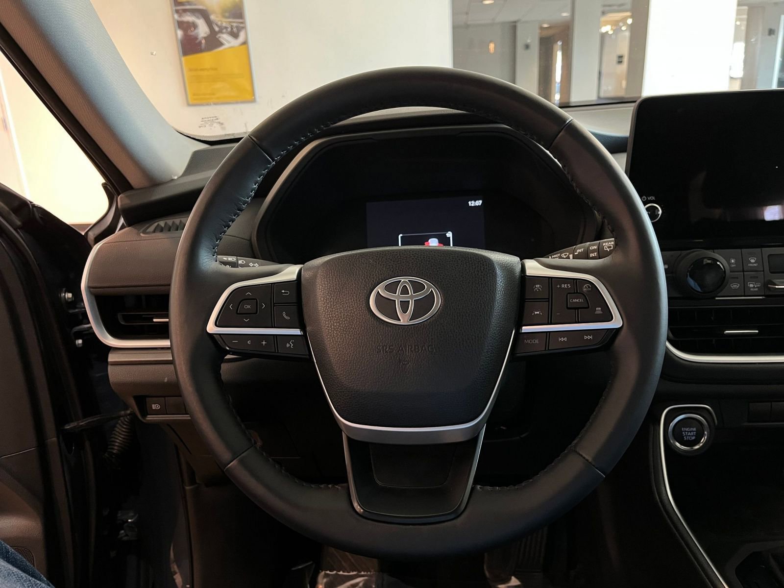 Thumbnail: 2025 Toyota Grand Highlander - 29