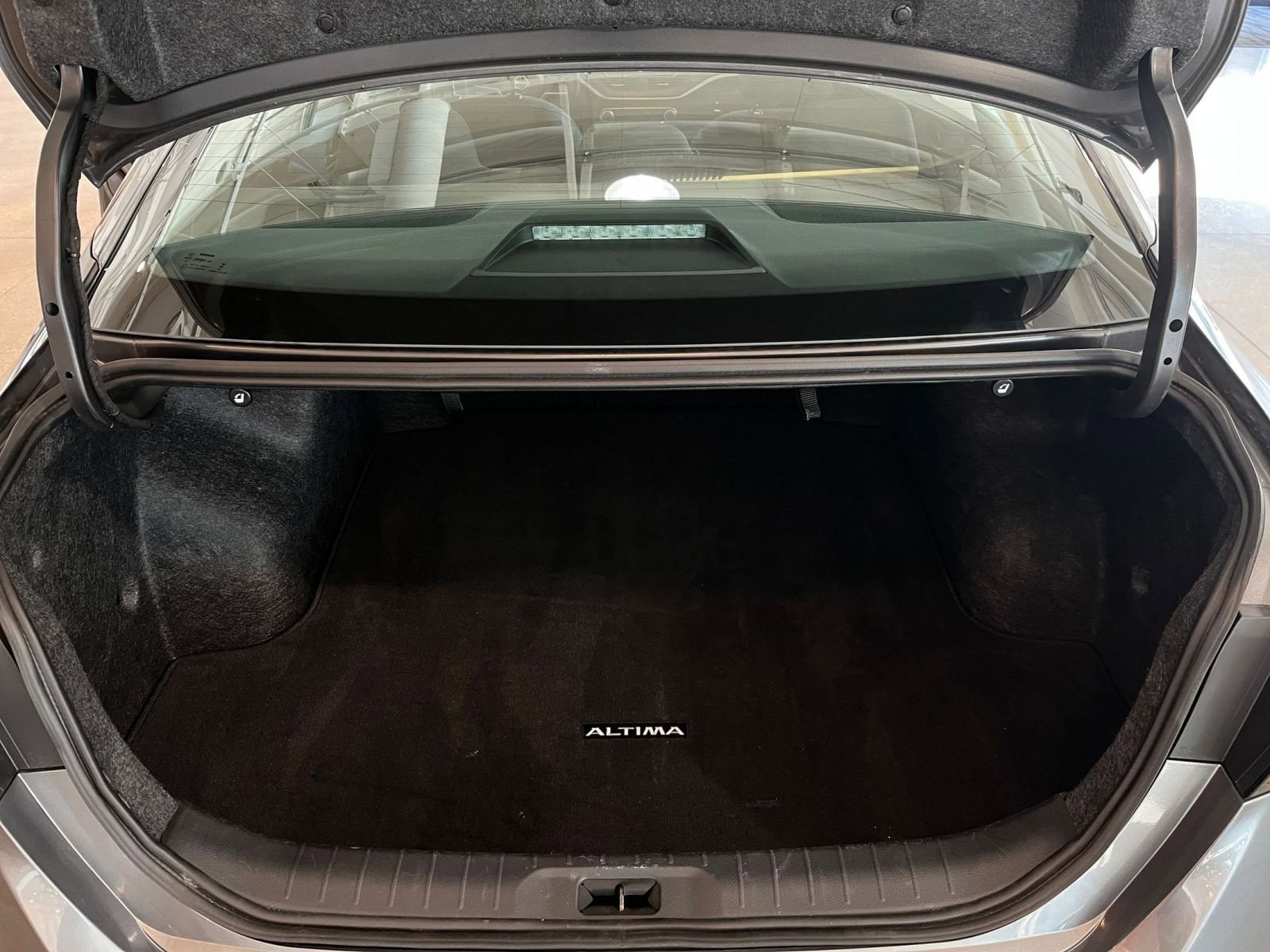 Thumbnail: 2025 Nissan Altima - 30