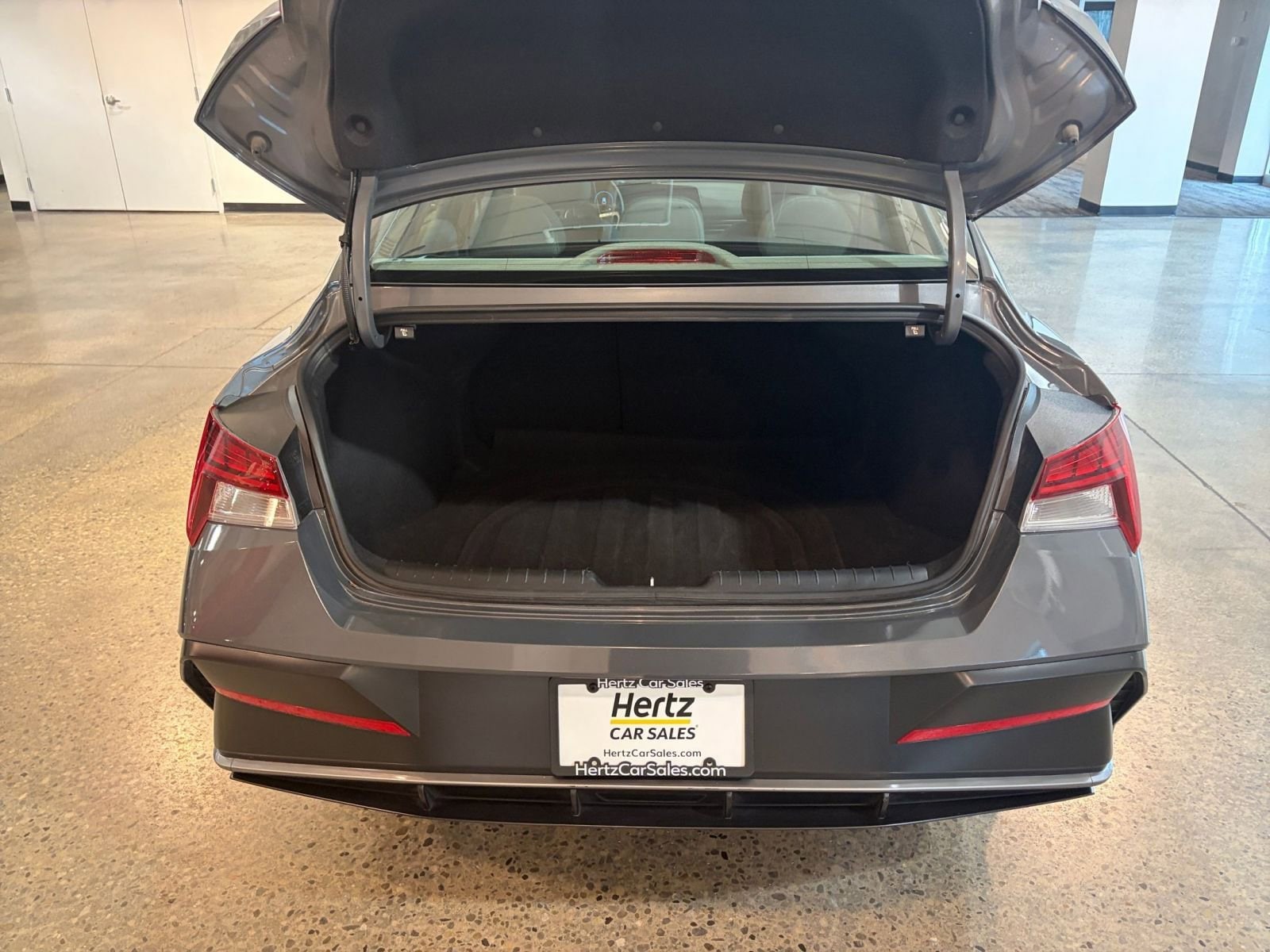 Thumbnail: 2025 Hyundai Elantra - 30