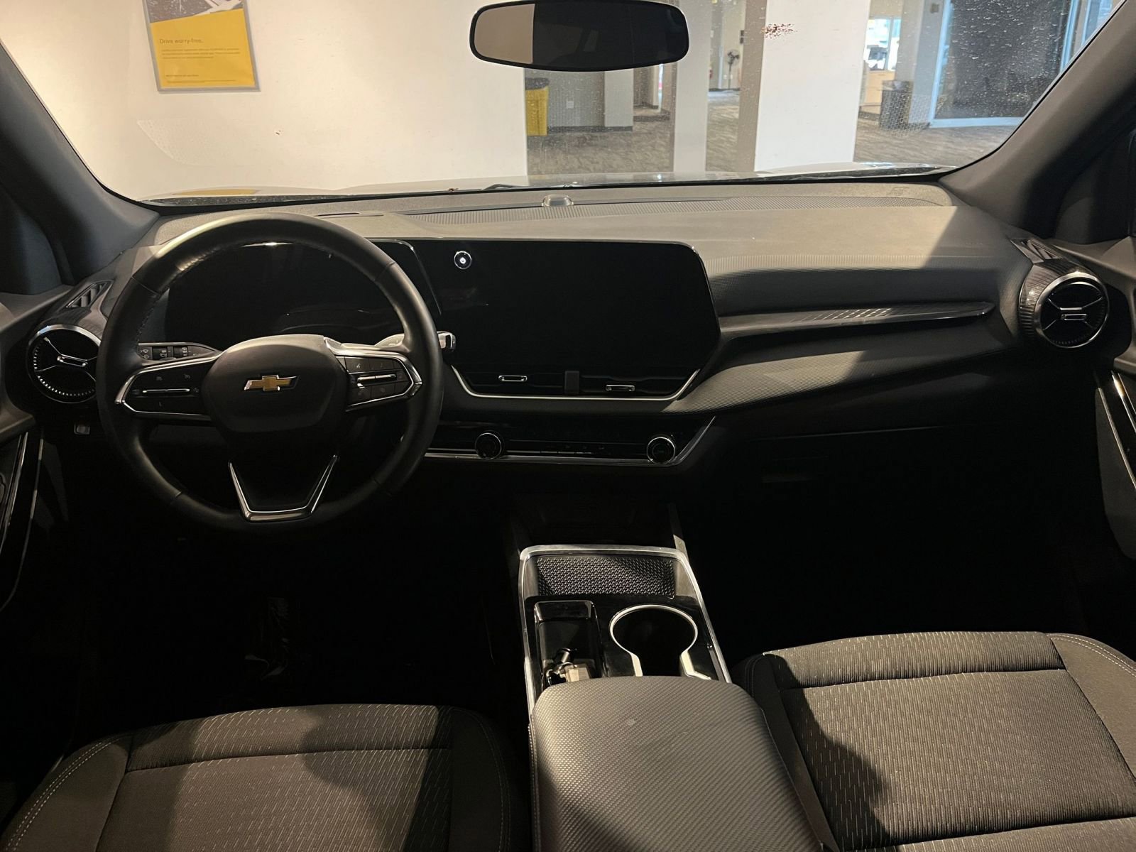 Thumbnail: 2025 Chevrolet Equinox - 33