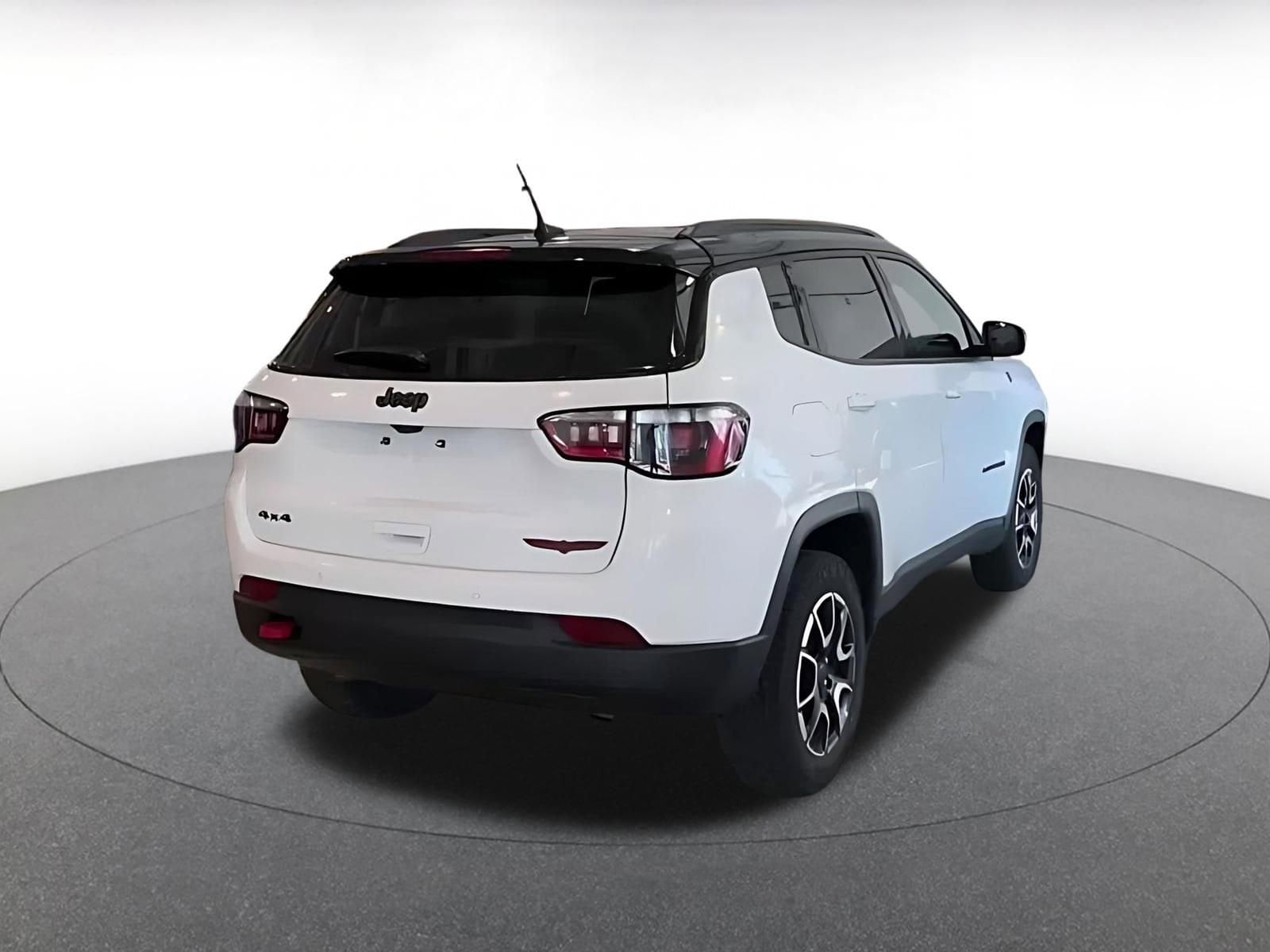 Thumbnail: 2025 Jeep Compass - 12