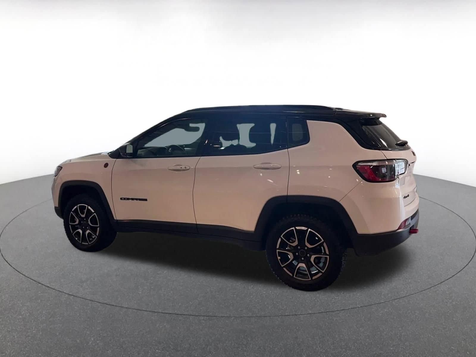 Thumbnail: 2025 Jeep Compass - 10