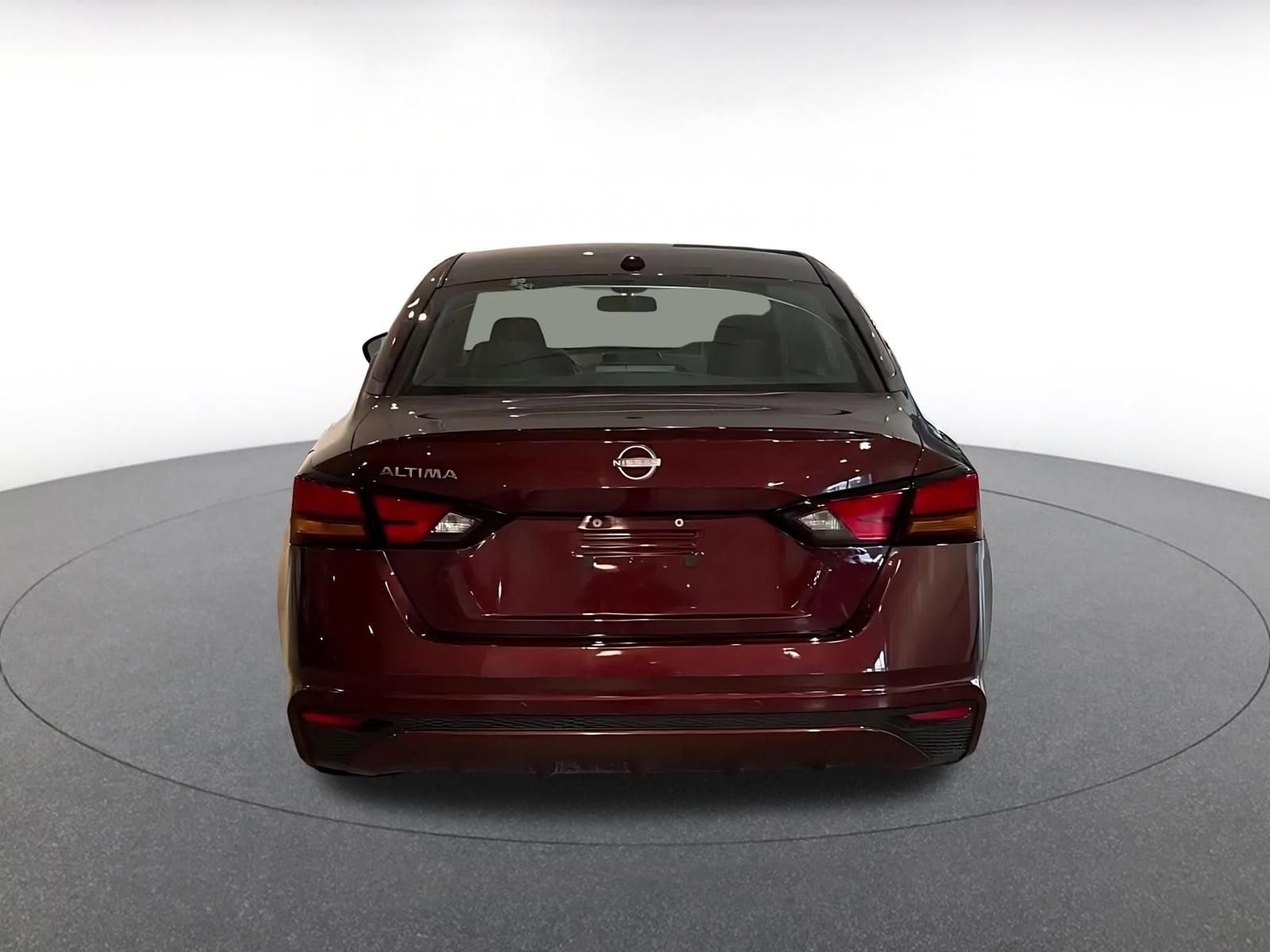 Thumbnail: 2025 Nissan Altima - 12