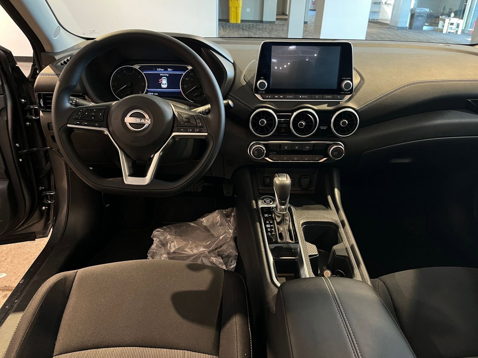 Thumbnail: 2025 Nissan Sentra - 33