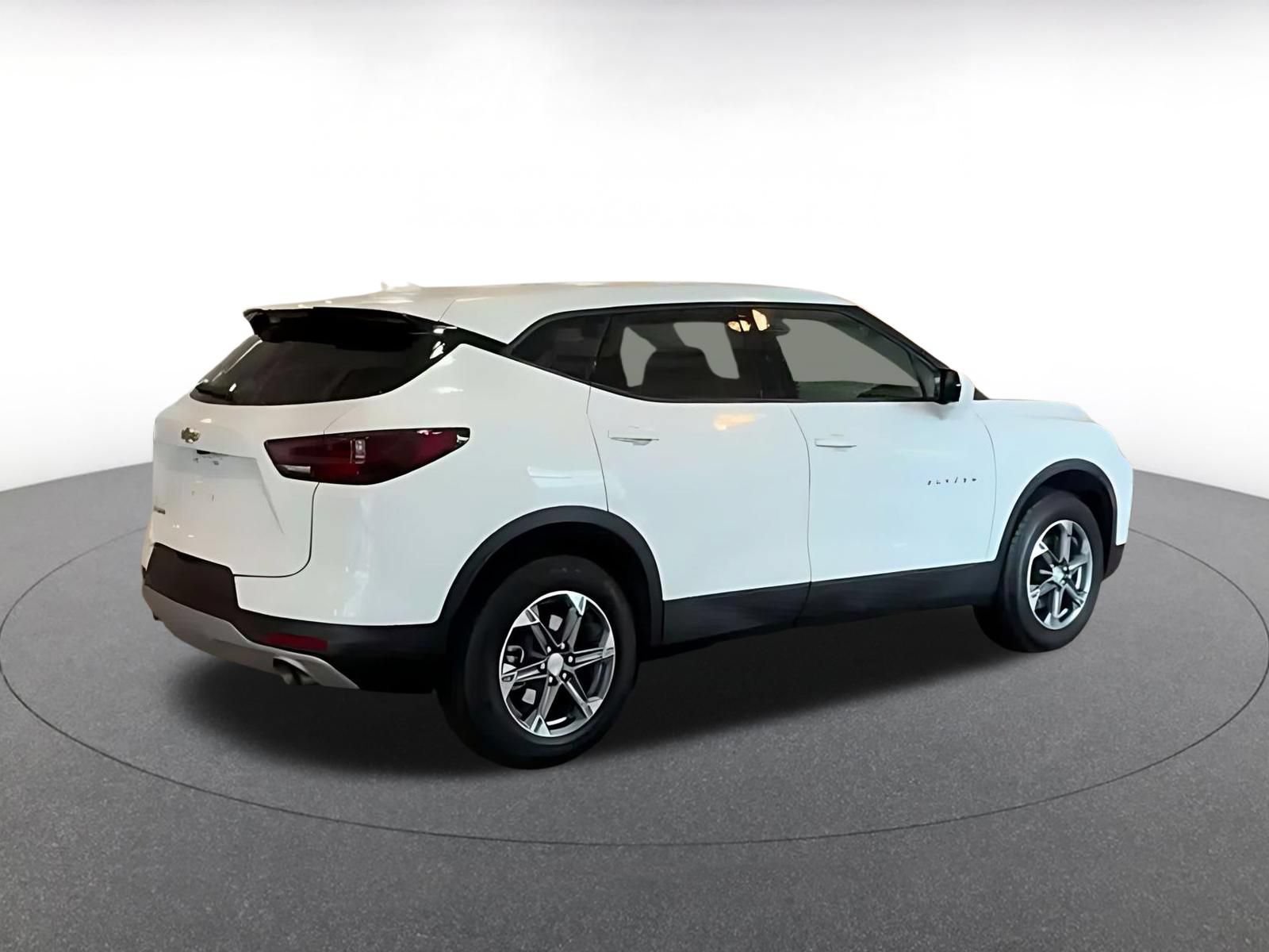 Thumbnail: 2025 Chevrolet Blazer - 9