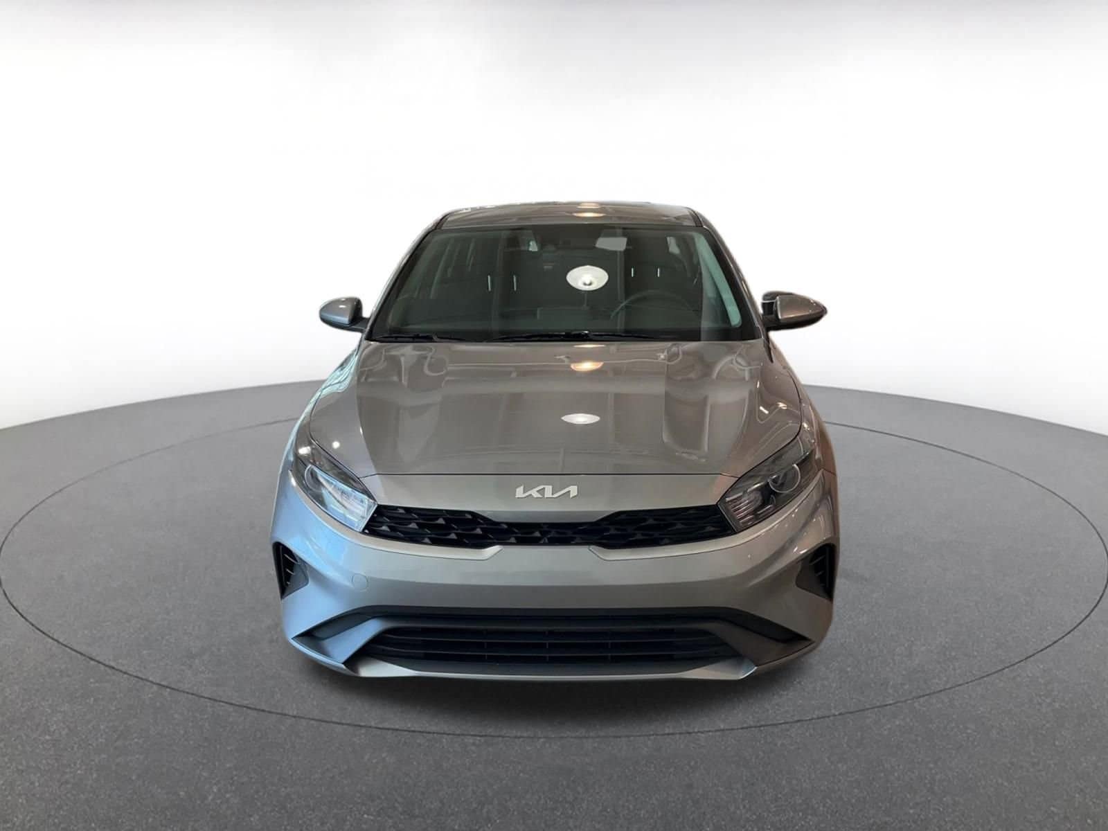 Thumbnail: 2024 Kia Forte - 4