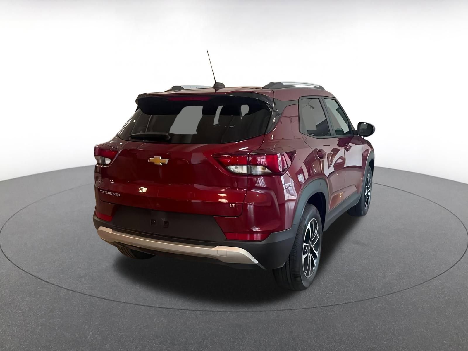 Thumbnail: 2025 Chevrolet TrailBlazer - 14