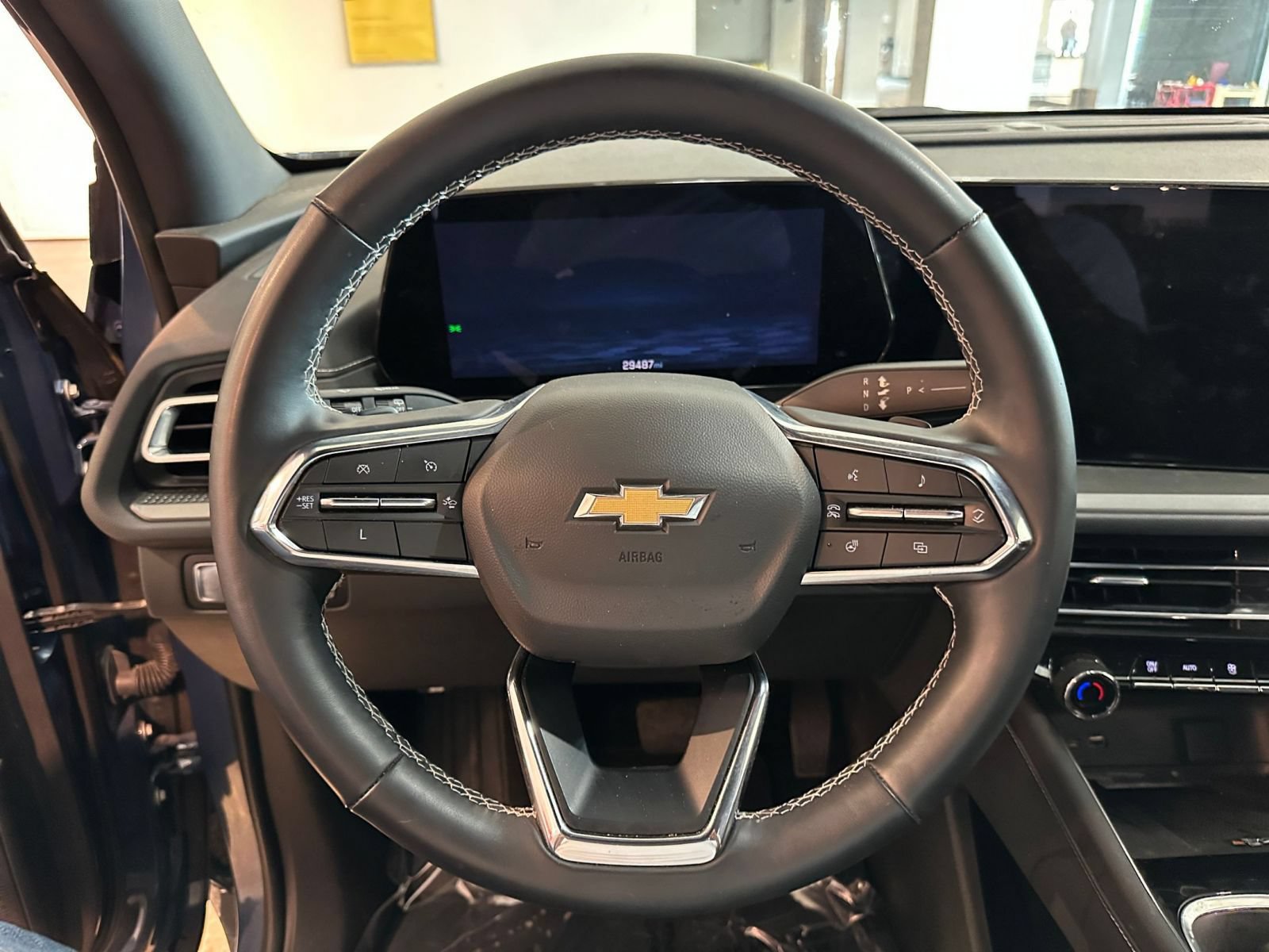 Thumbnail: 2025 Chevrolet Traverse - 29