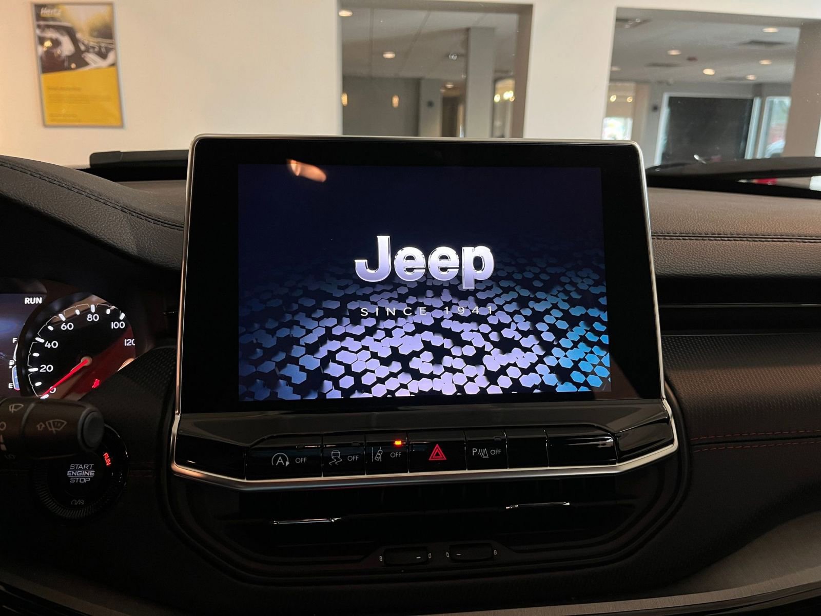 Thumbnail: 2025 Jeep Compass - 20