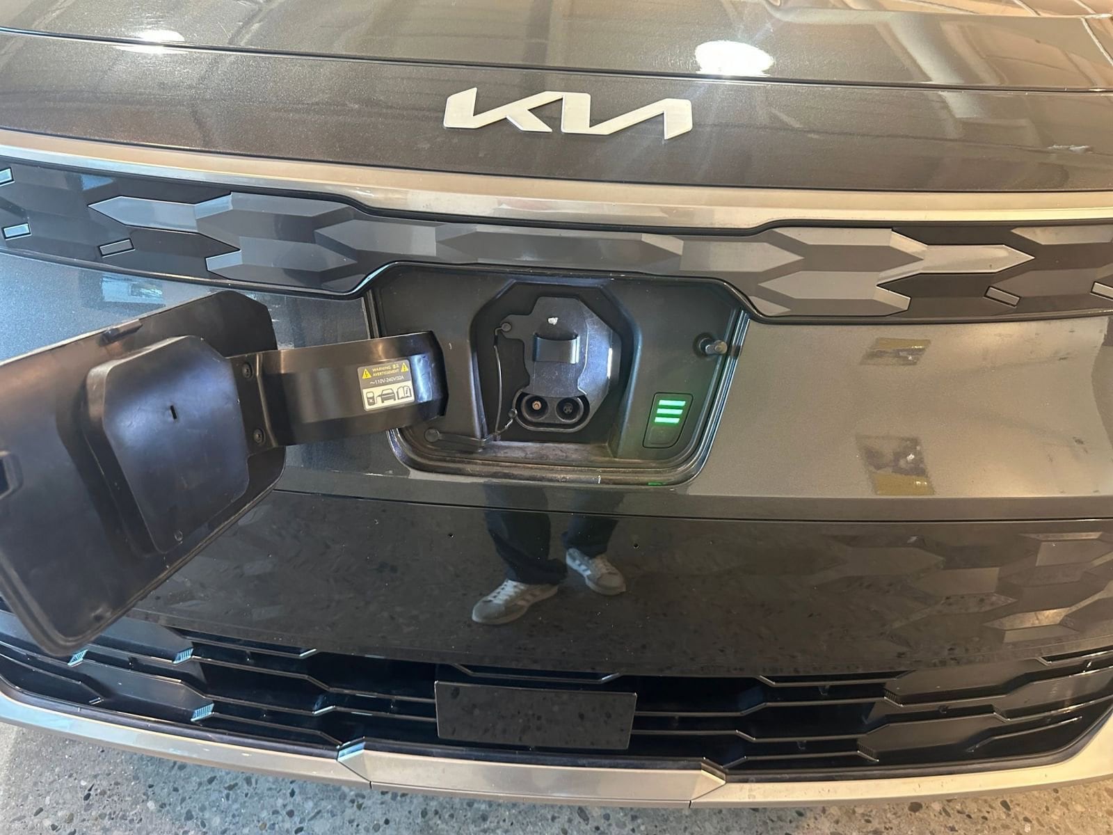Thumbnail: 2023 Kia Niro - 23