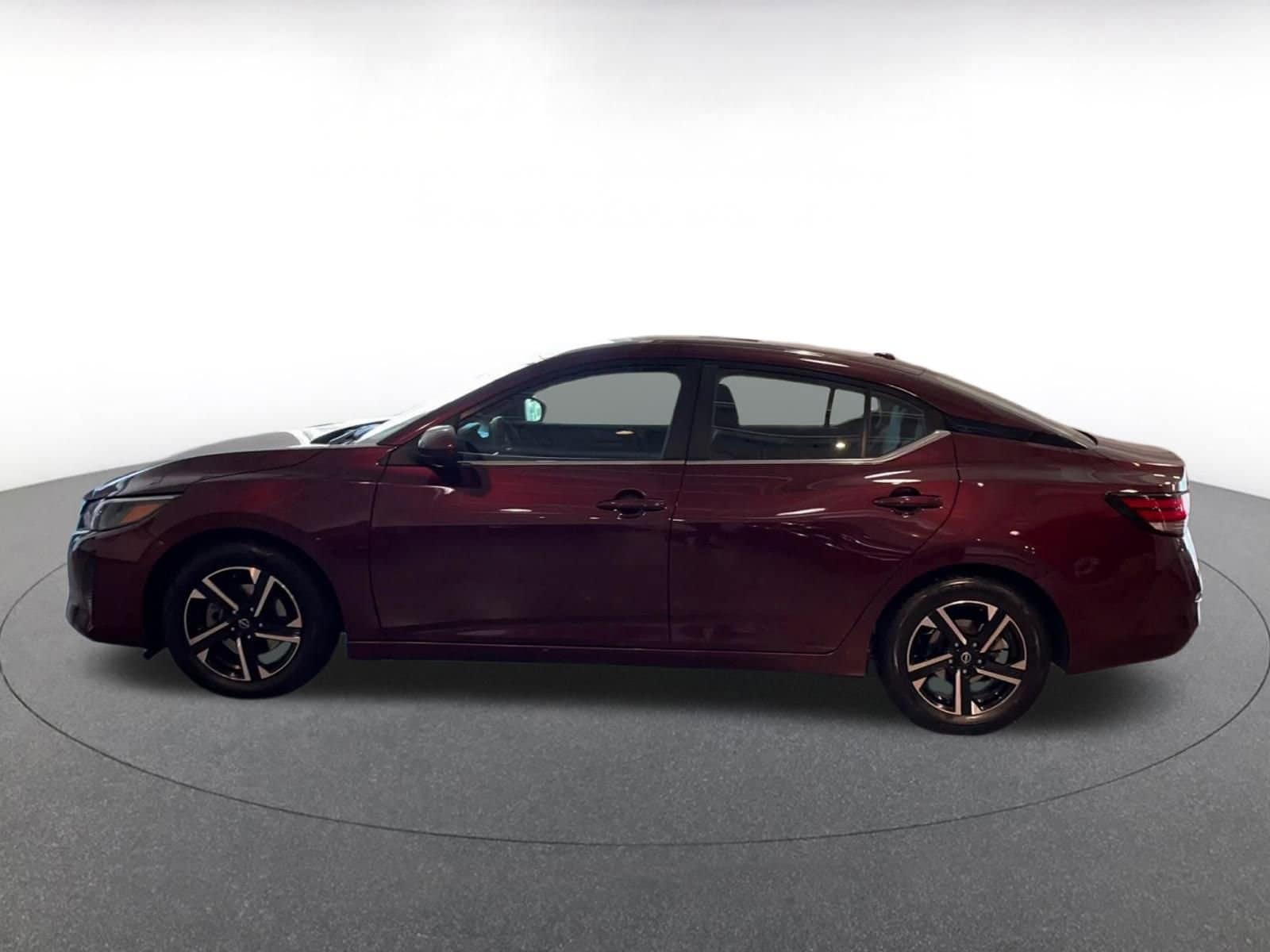 Thumbnail: 2024 Nissan Sentra - 9