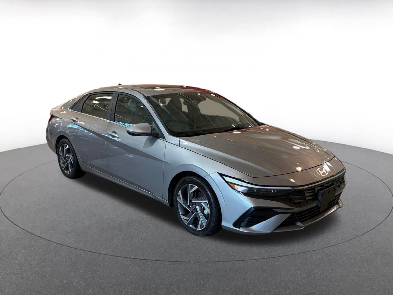 Thumbnail: 2025 Hyundai Elantra - 1