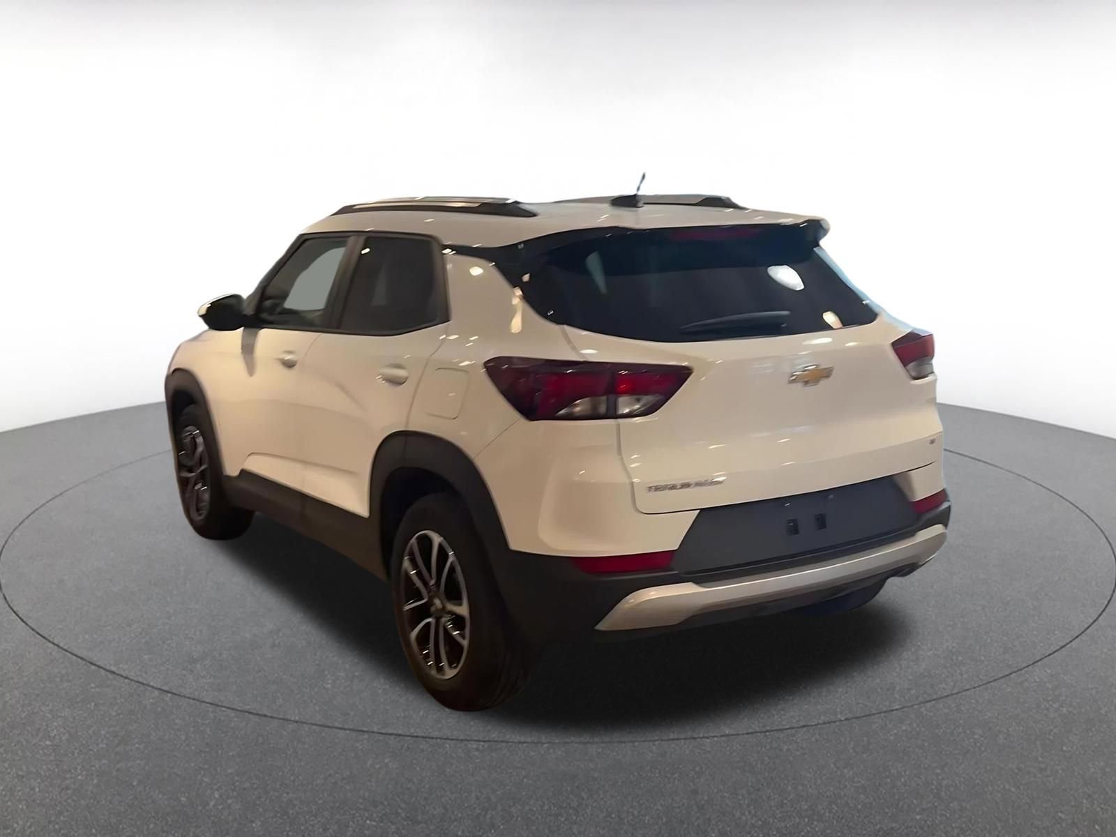 Thumbnail: 2025 Chevrolet TrailBlazer - 11