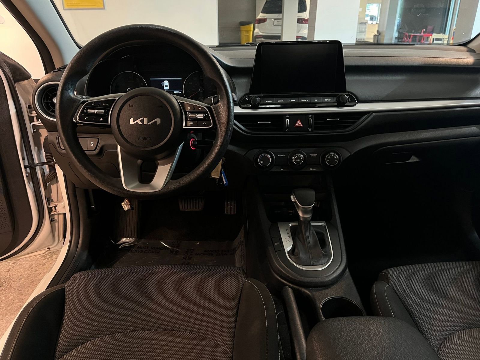 Thumbnail: 2024 Kia Forte - 33