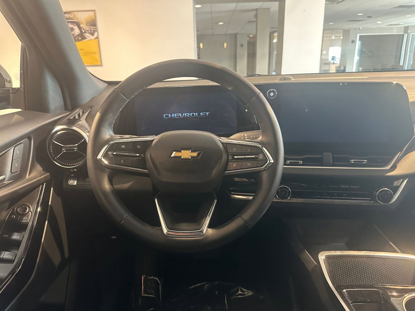 Thumbnail: 2025 Chevrolet Equinox - 28