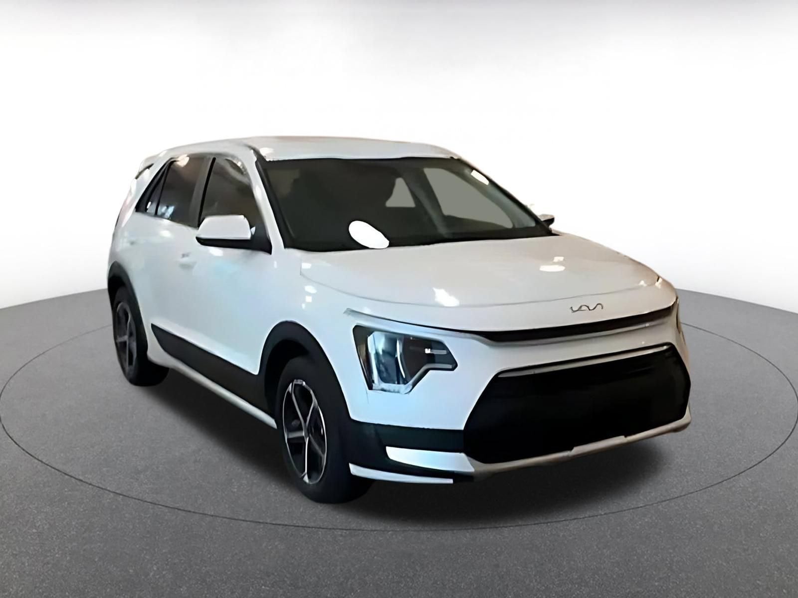 Thumbnail: 2026 Kia Niro - 16