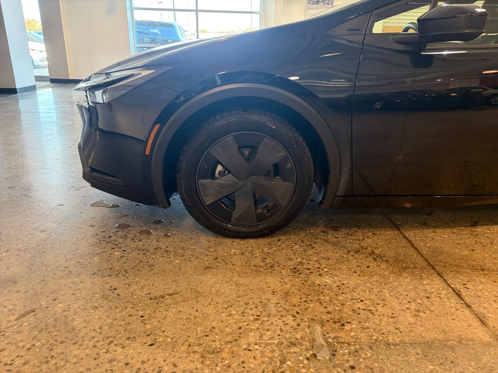 Thumbnail: 2025 Toyota Prius - 29