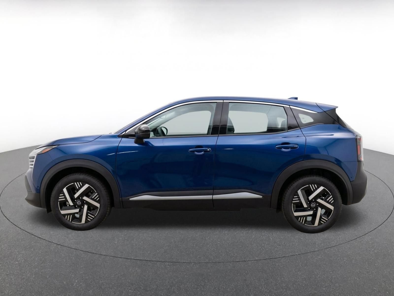 Thumbnail: 2026 Nissan Kicks - 4