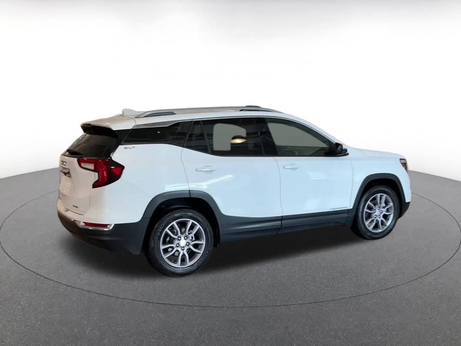 Thumbnail: 2024 GMC Terrain - 15