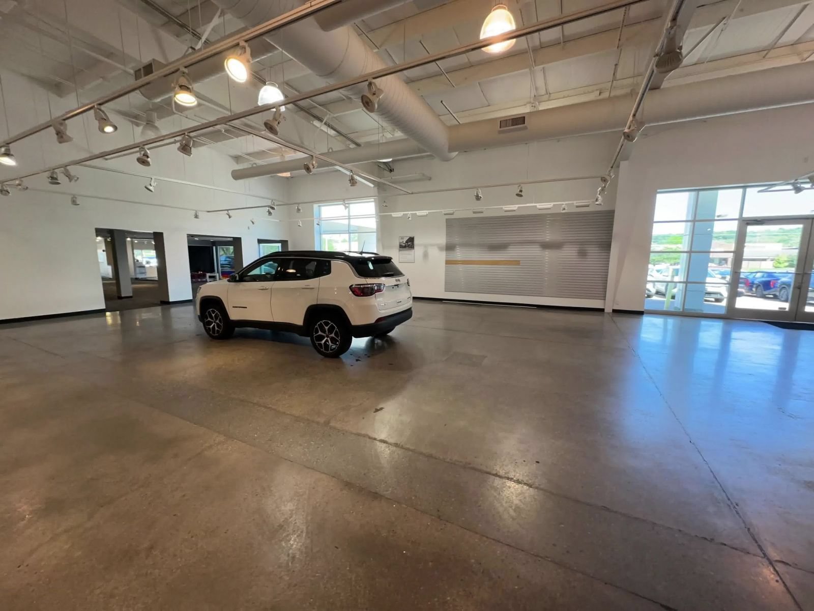 Thumbnail: 2025 Jeep Compass - 11
