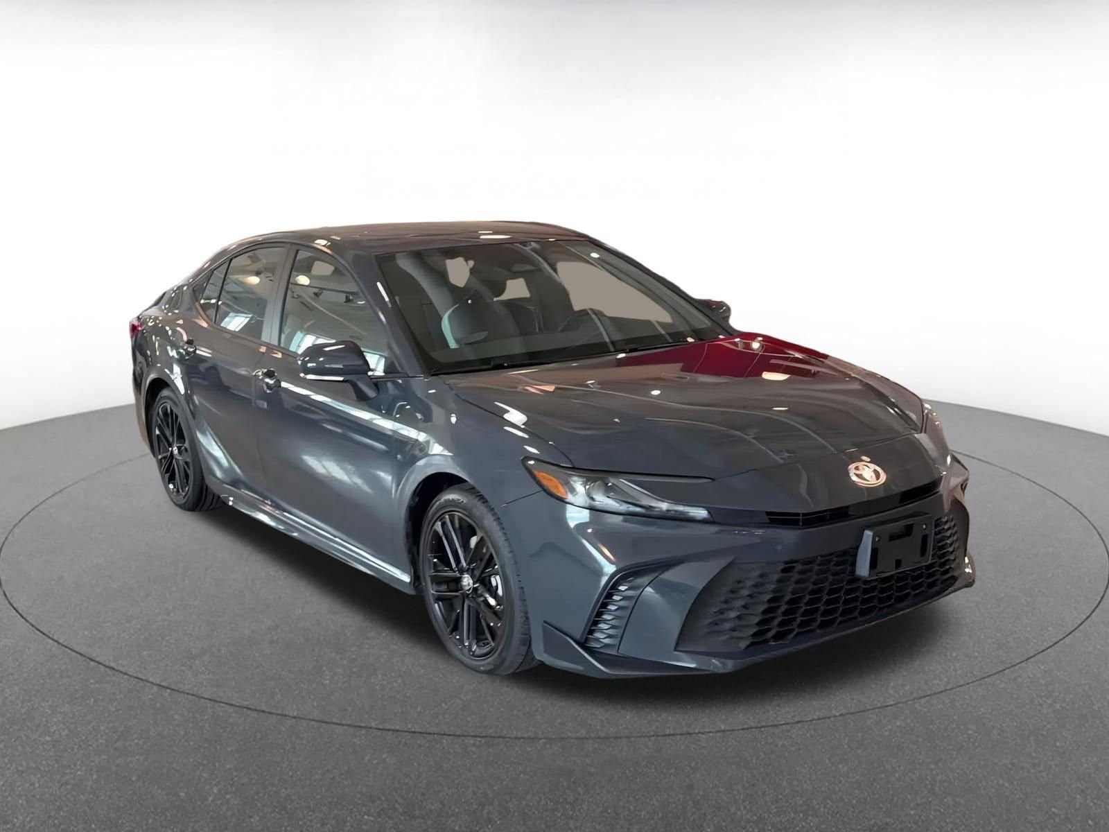 Thumbnail: 2025 Toyota Camry - 3