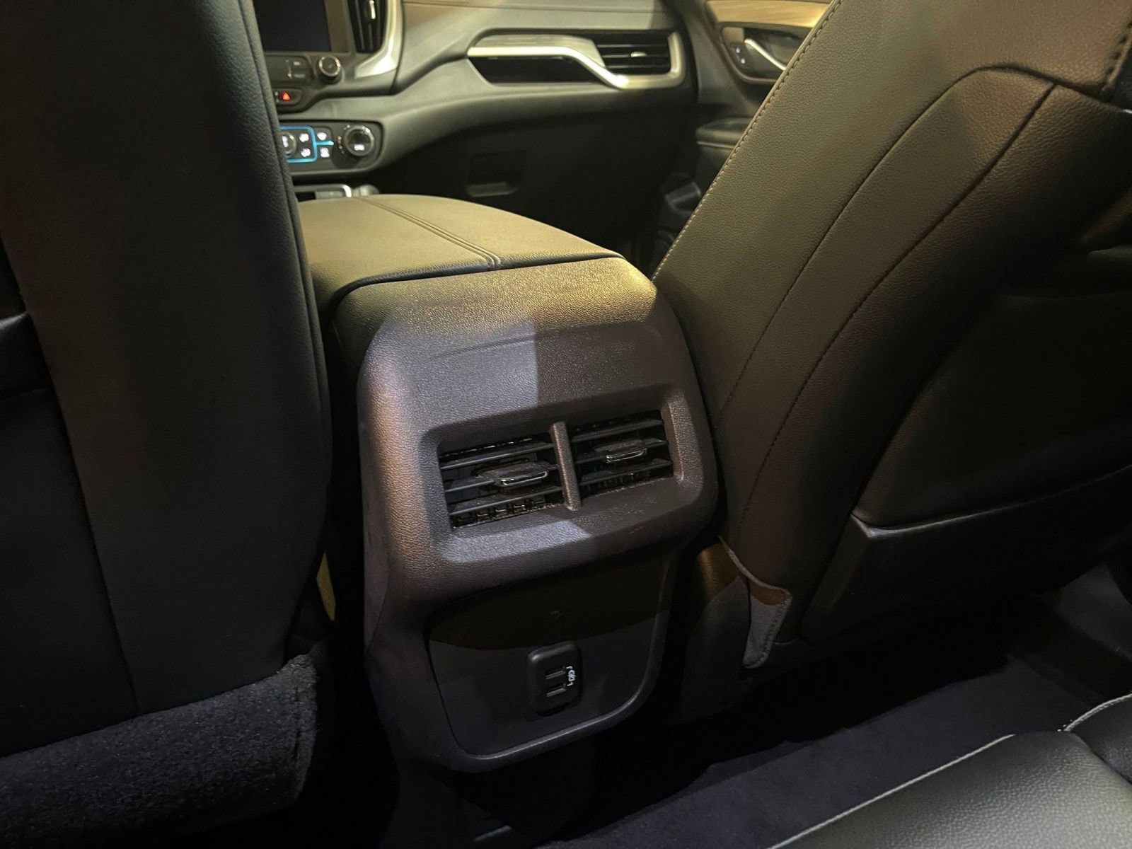Thumbnail: 2024 GMC Terrain - 24