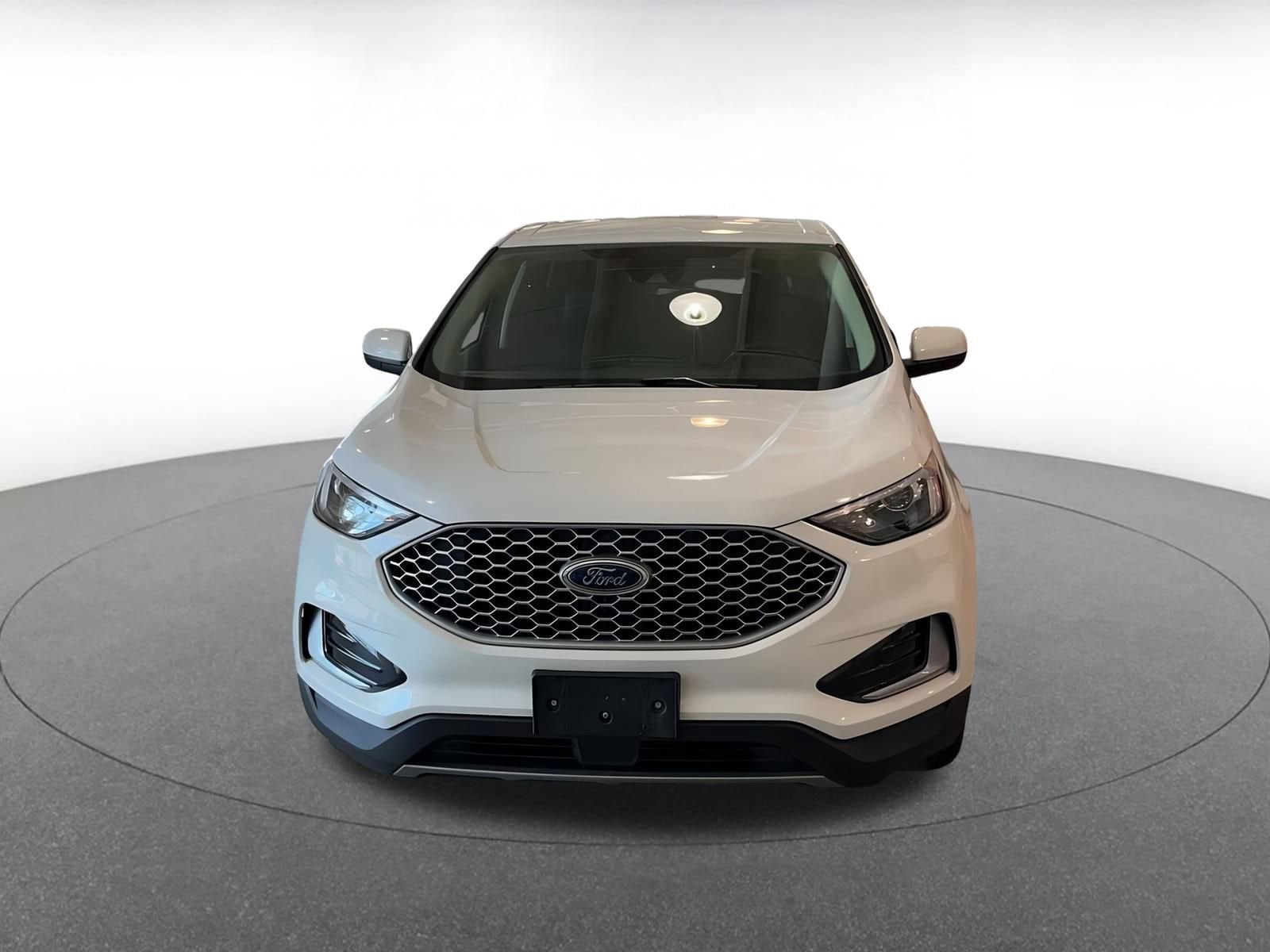 Thumbnail: 2024 Ford Edge - 4