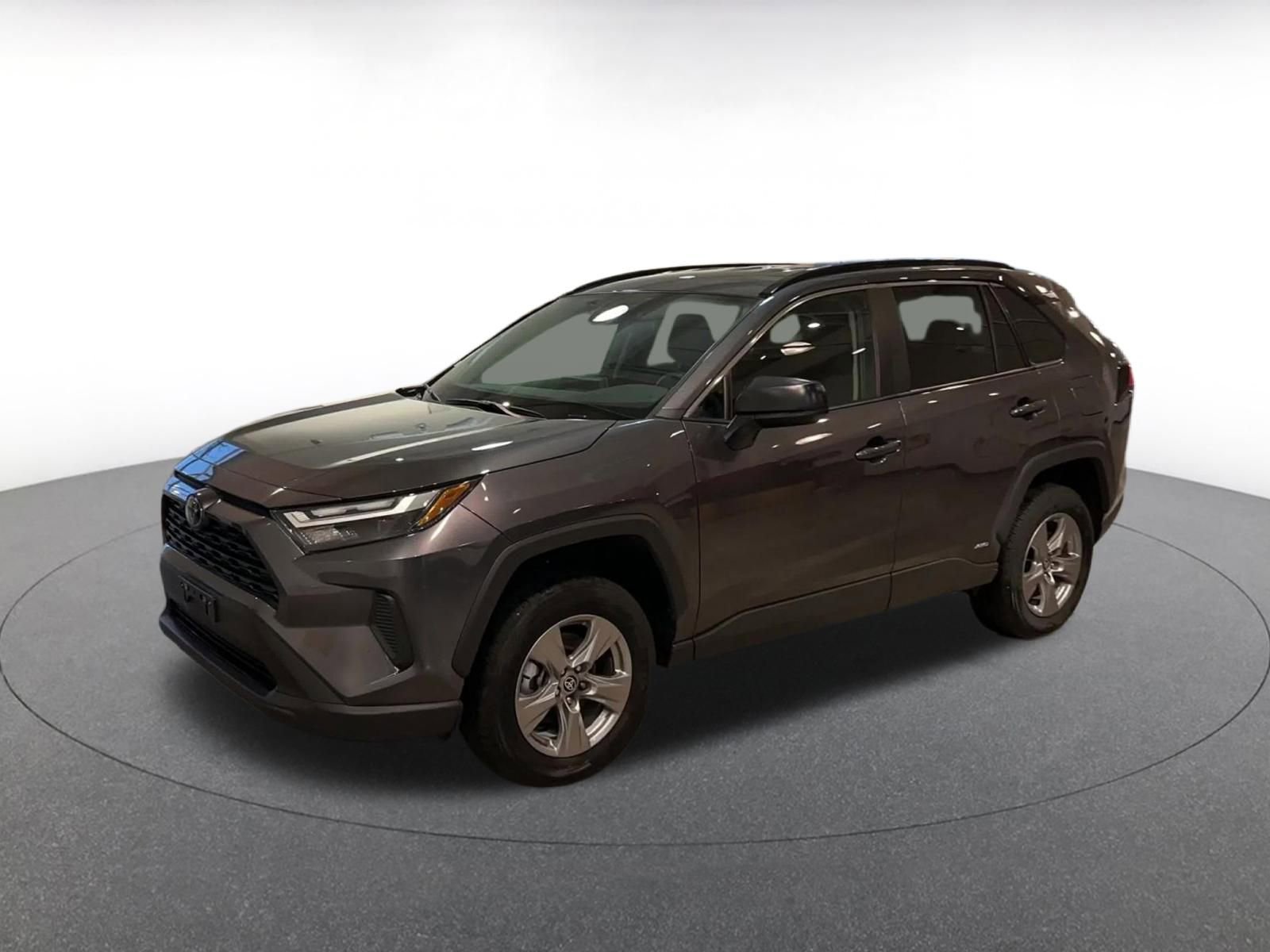 Thumbnail: 2025 Toyota RAV4 - 8