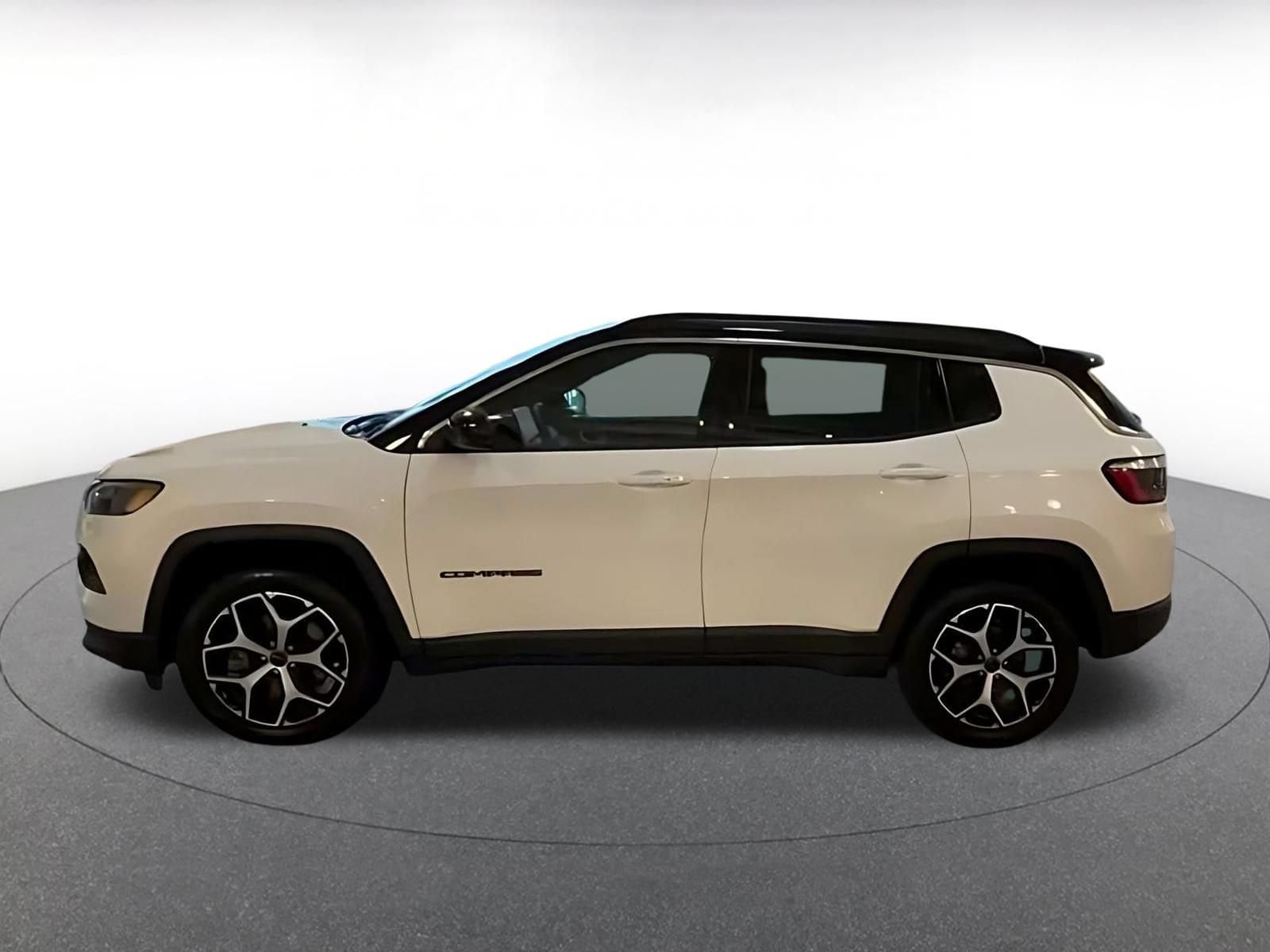 Thumbnail: 2025 Jeep Compass - 8