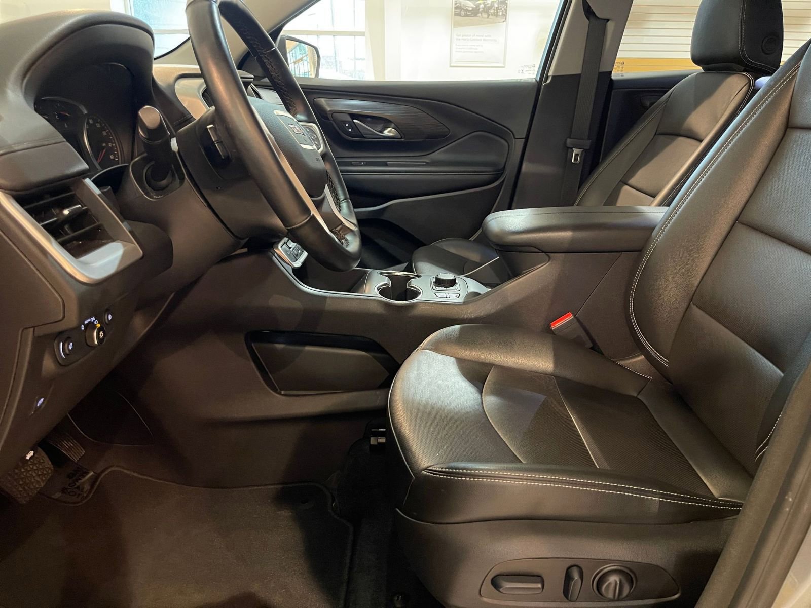 Thumbnail: 2024 GMC Terrain - 27
