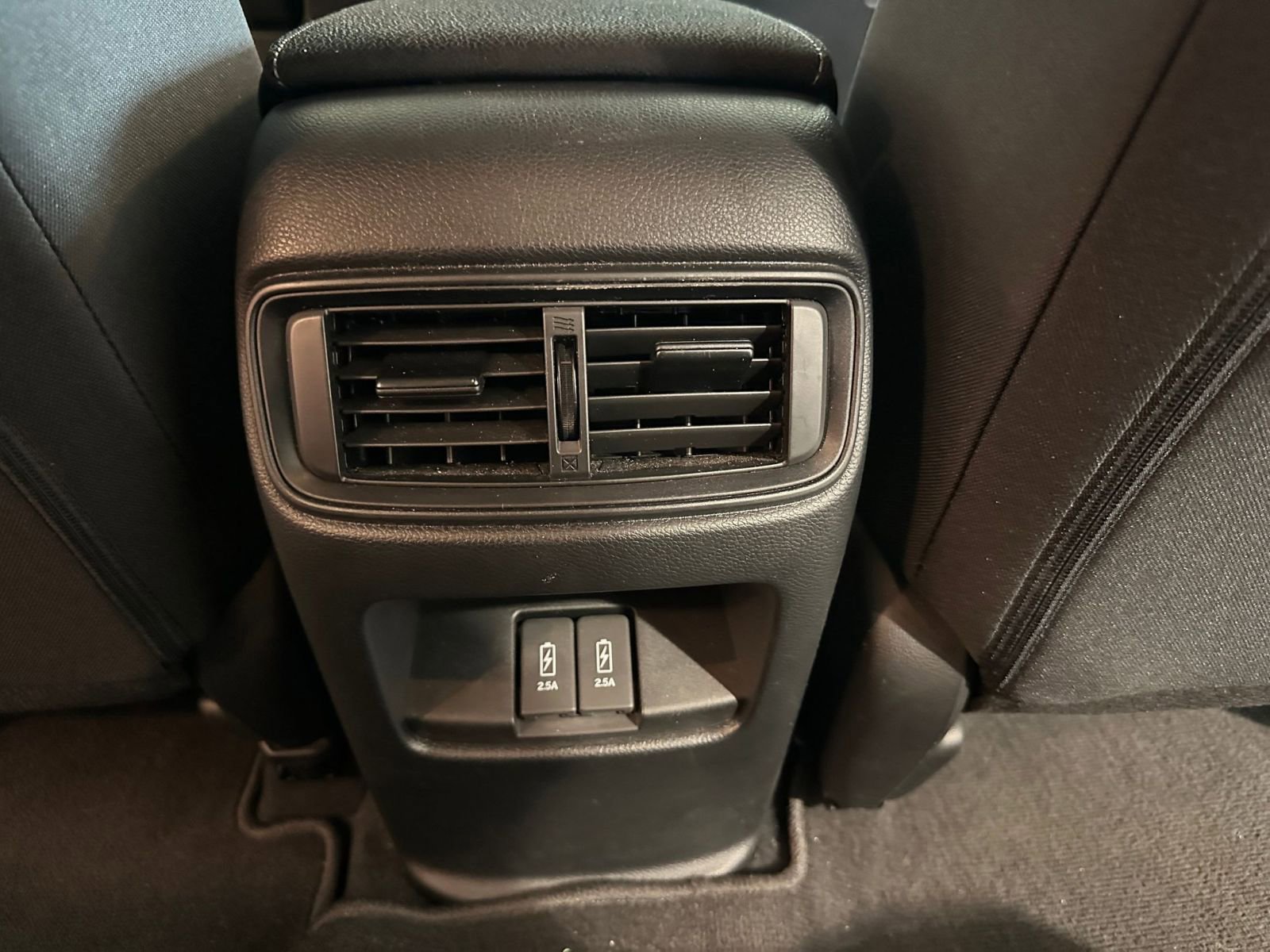 Thumbnail: 2021 Honda CR-V - 23