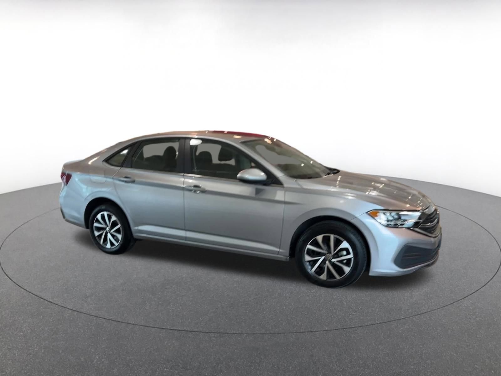 Thumbnail: 2024 Volkswagen Jetta - 2