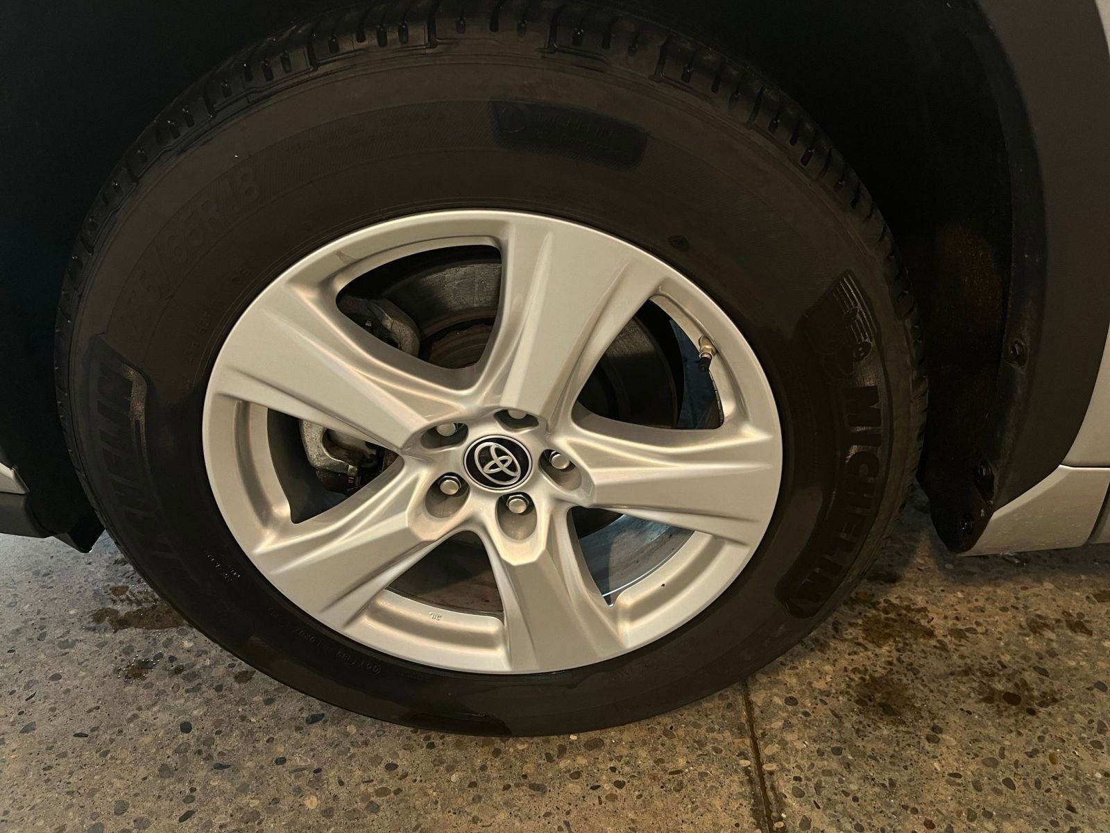 Thumbnail: 2025 Toyota Highlander - 32