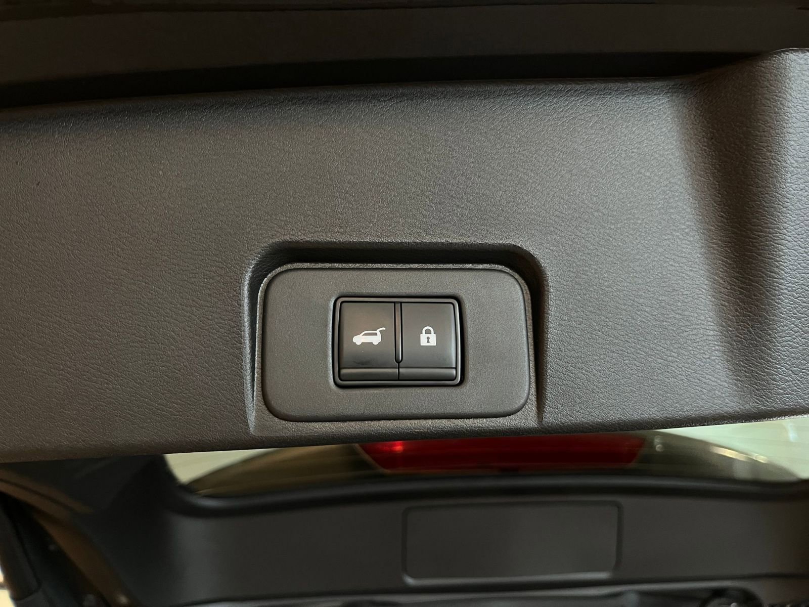 Thumbnail: 2025 Nissan Rogue - 23