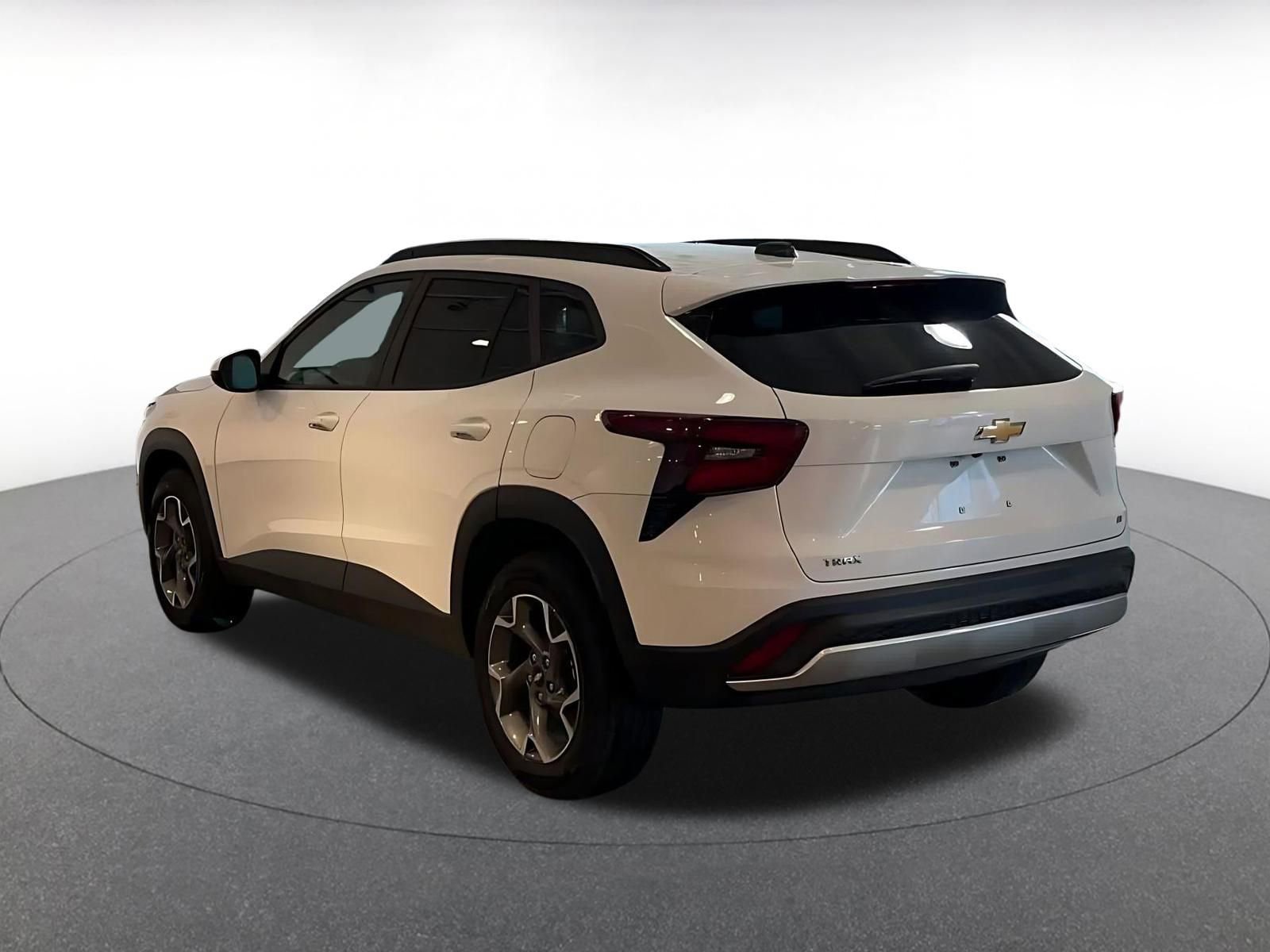 Thumbnail: 2025 Chevrolet Trax - 11