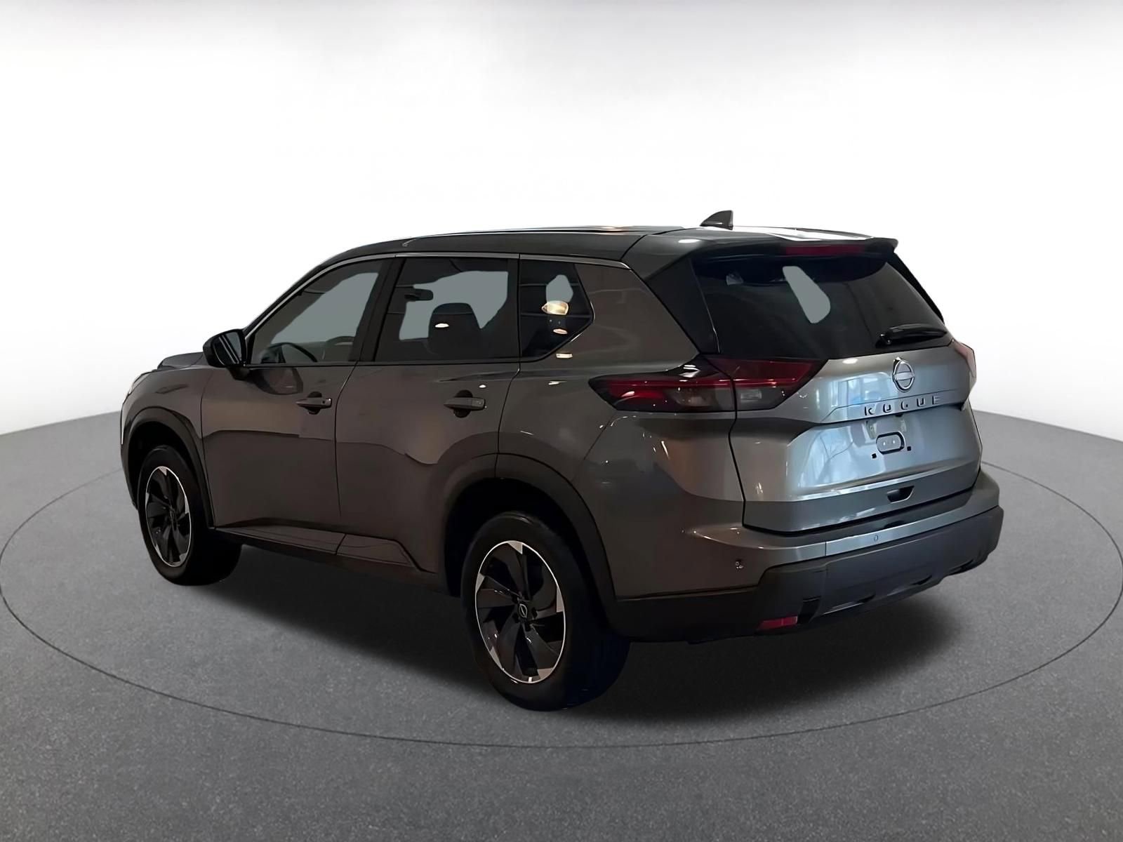 Thumbnail: 2025 Nissan Rogue - 11