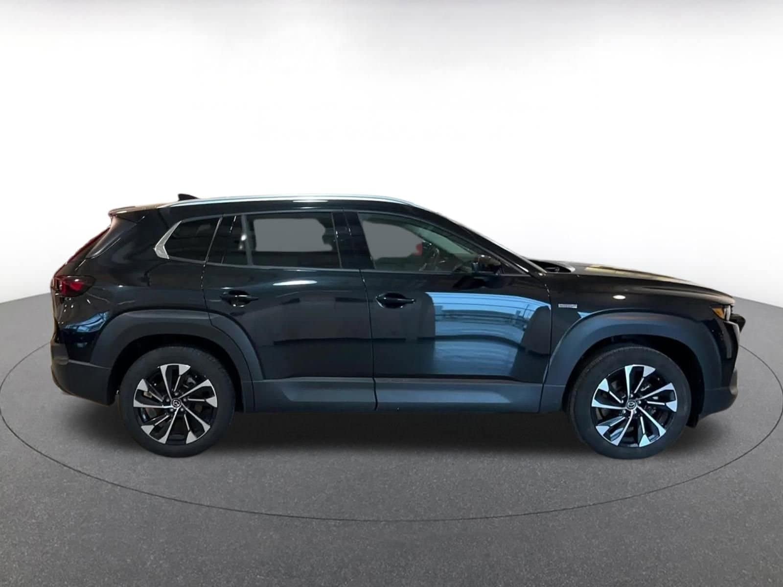 Thumbnail: 2025 Mazda CX-50 - 16